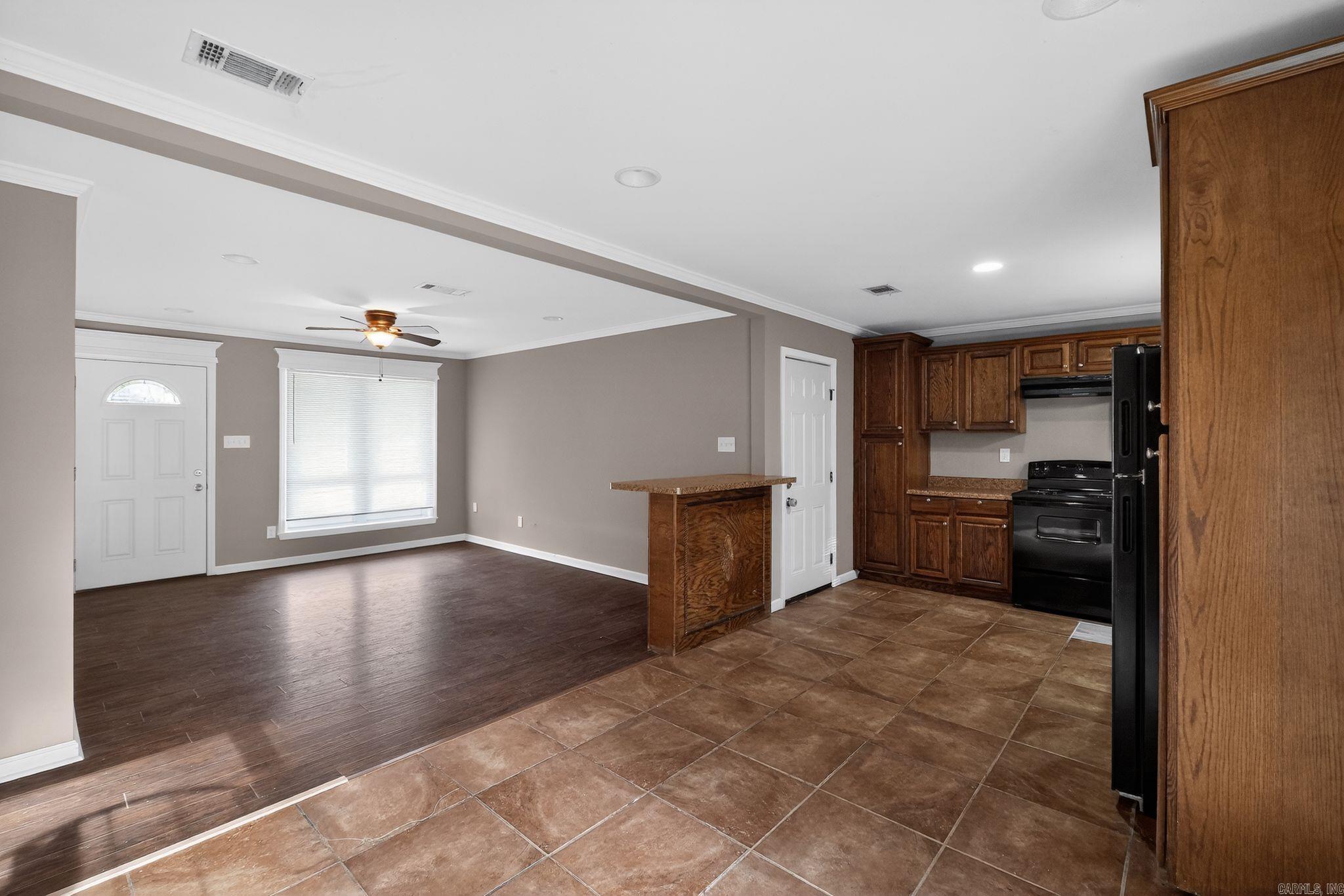 10209 Milkyway Dr Property Photo 19