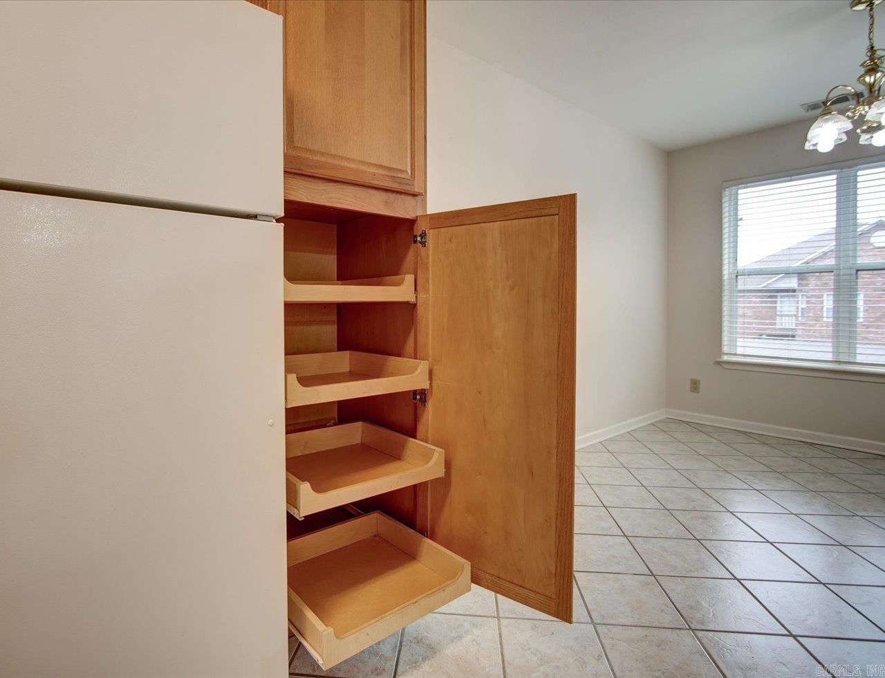 208 Southridge C-3 Property Photo 11
