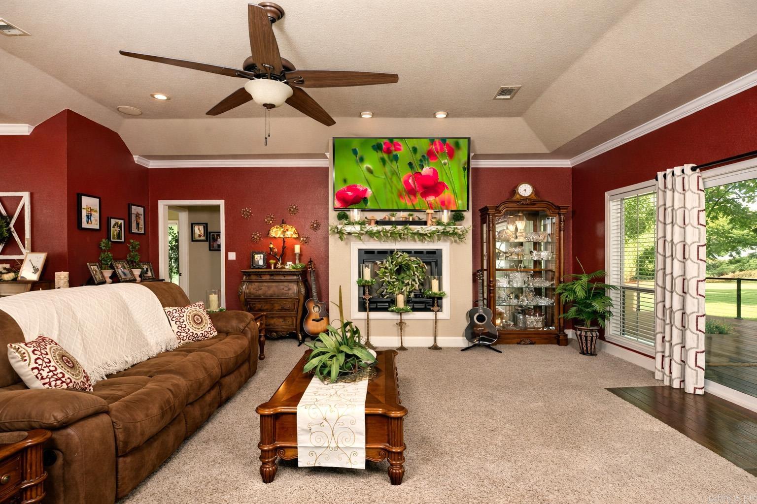 256 Independence Drive Property Photo 14