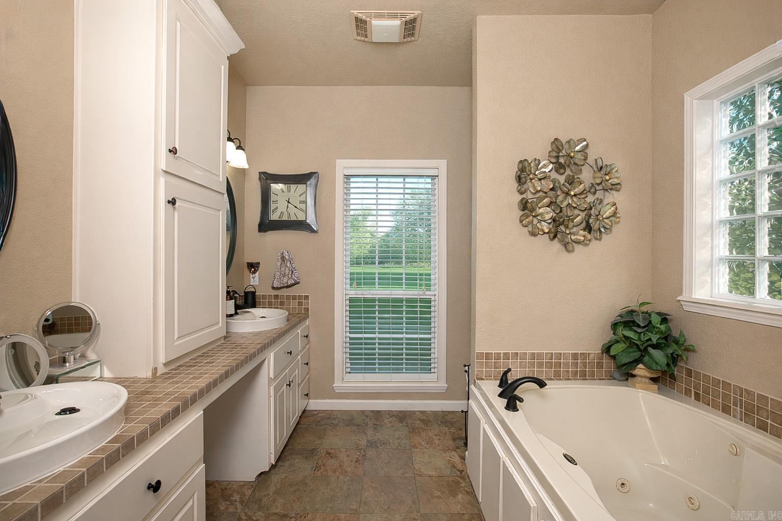 256 Independence Drive Property Photo 28