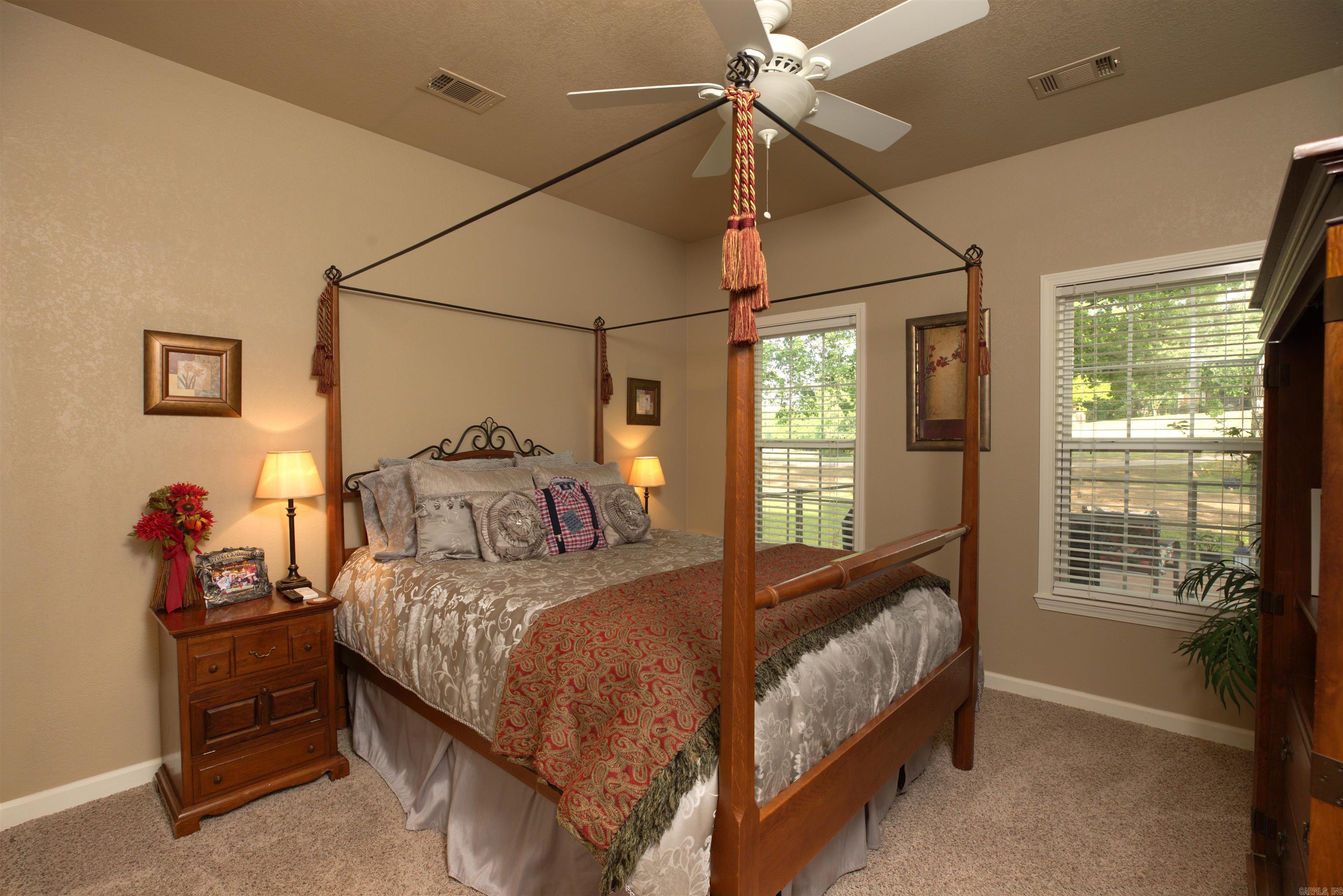 256 Independence Drive Property Photo 32