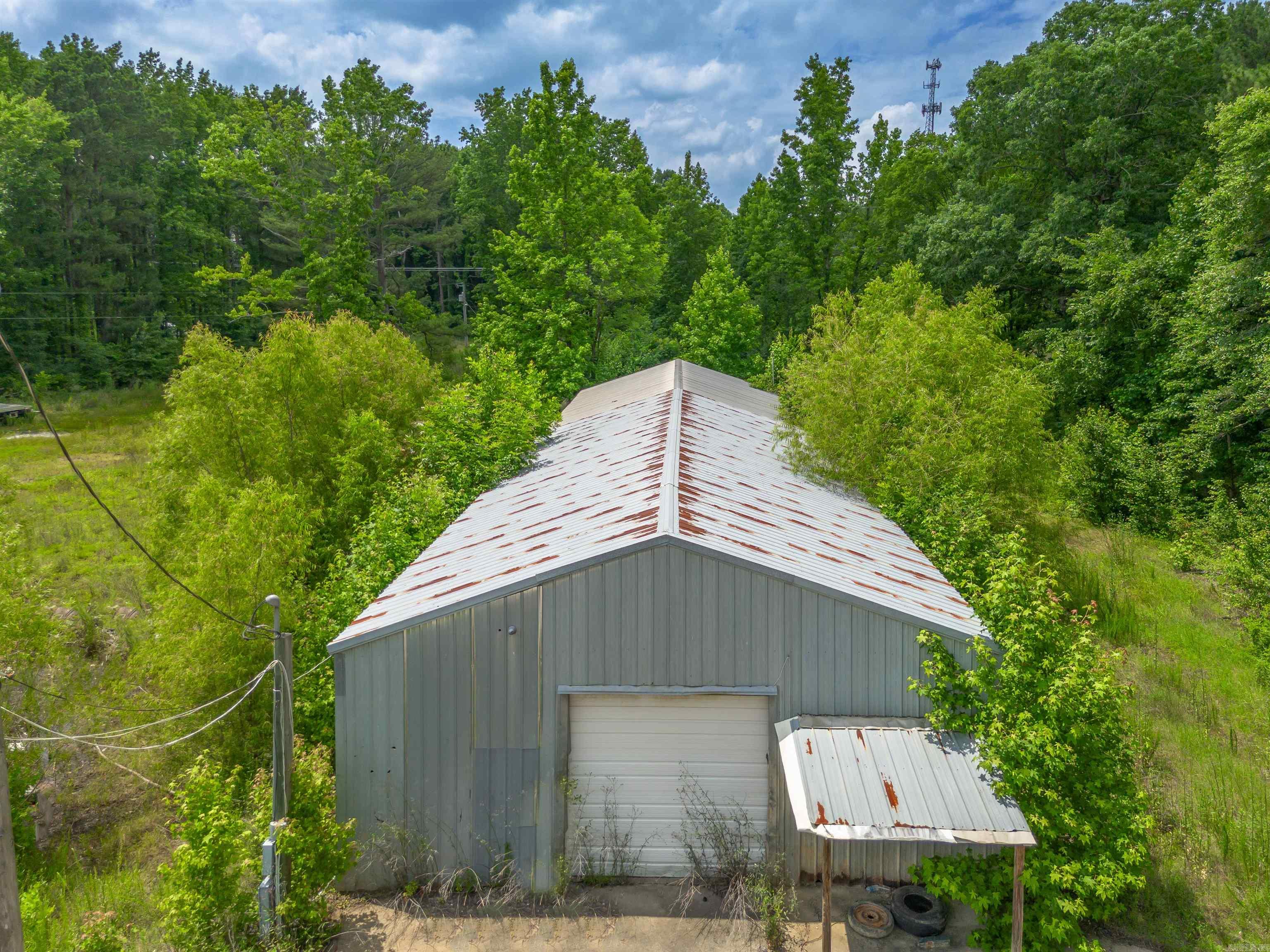 6184 & 6188 Highway 367 Property Photo 15