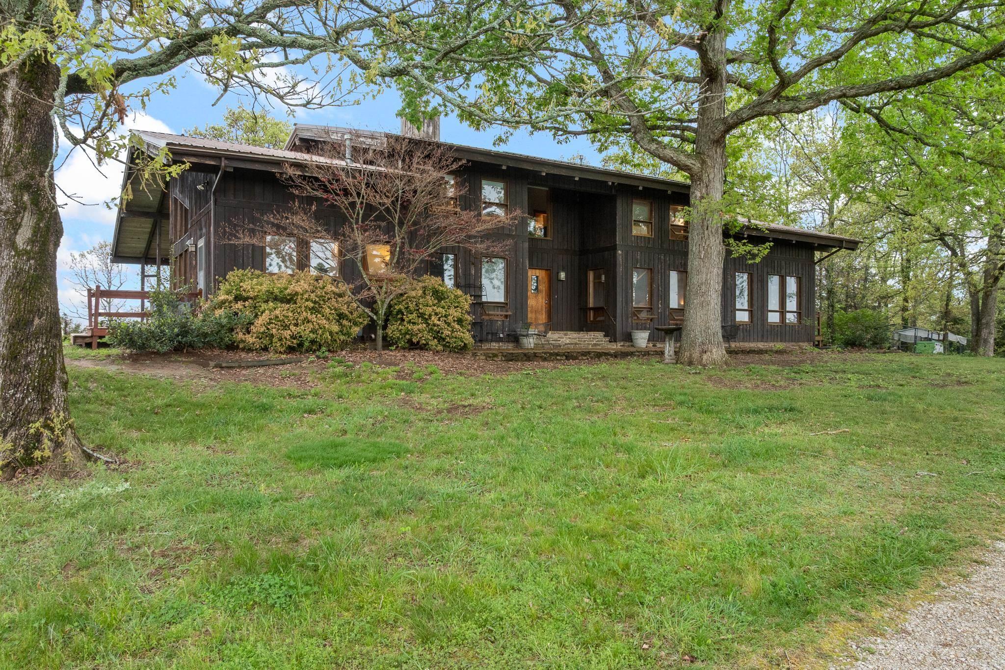26015368 Property Photo 3