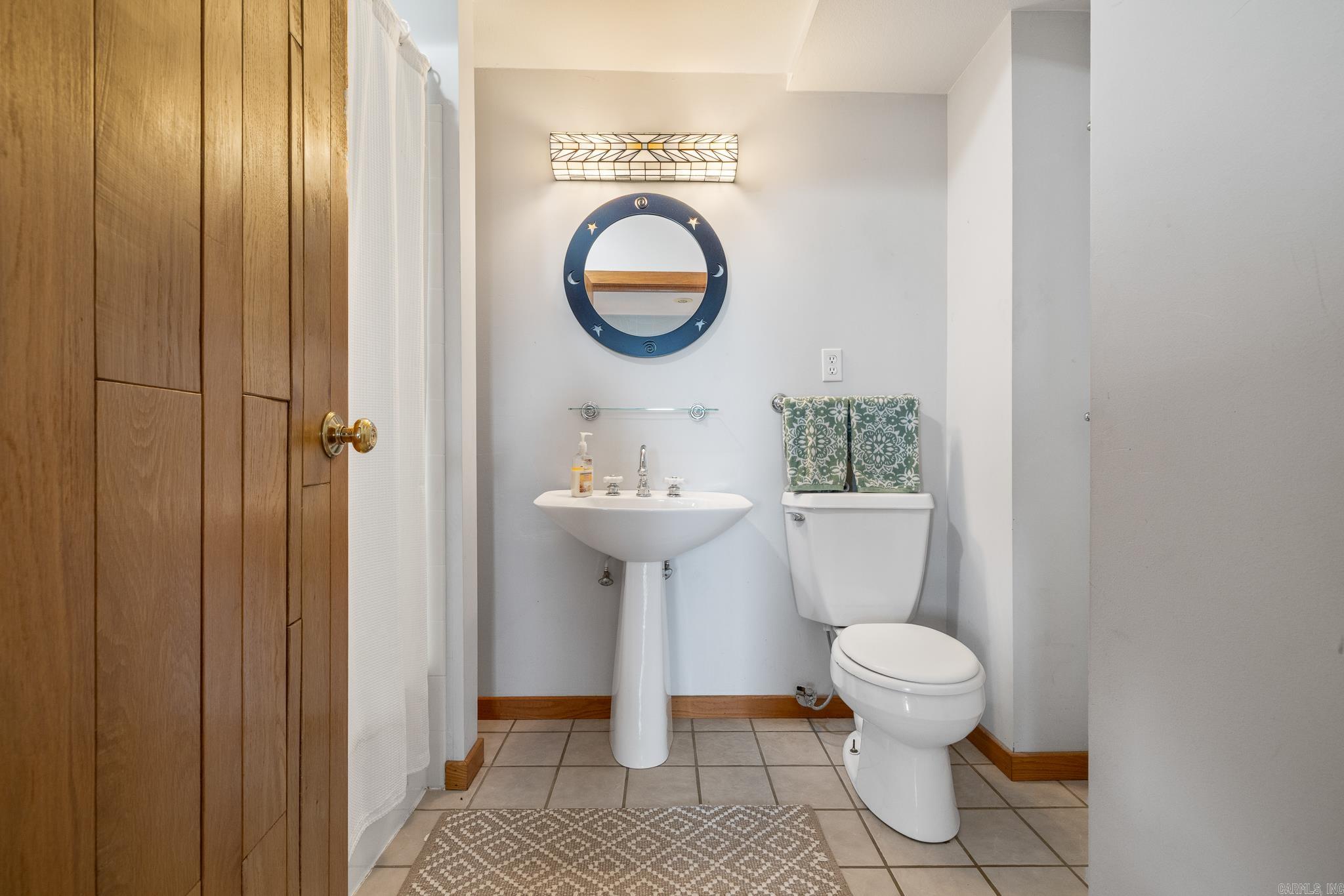 26015368 Property Photo 16