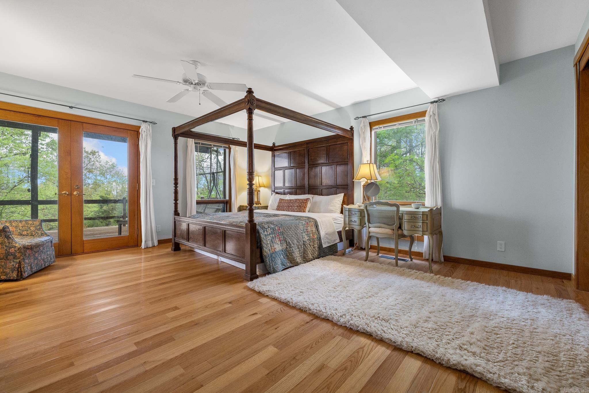 26015368 Property Photo 17