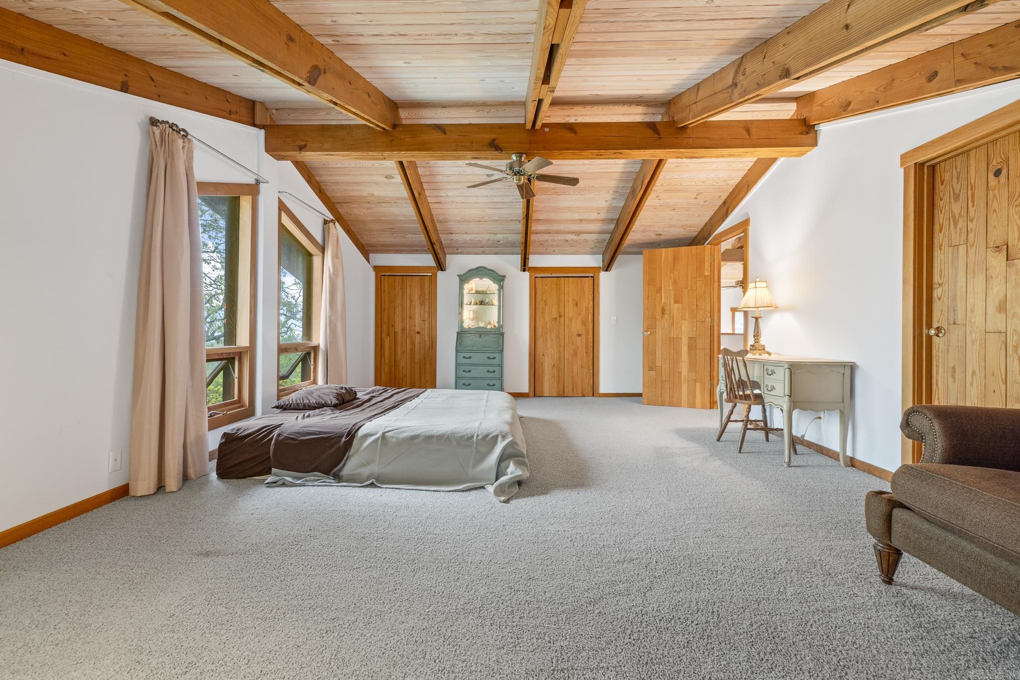 26015368 Property Photo 26
