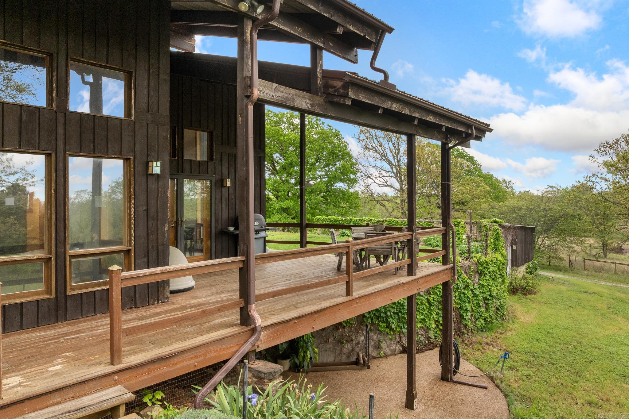 26015368 Property Photo 38