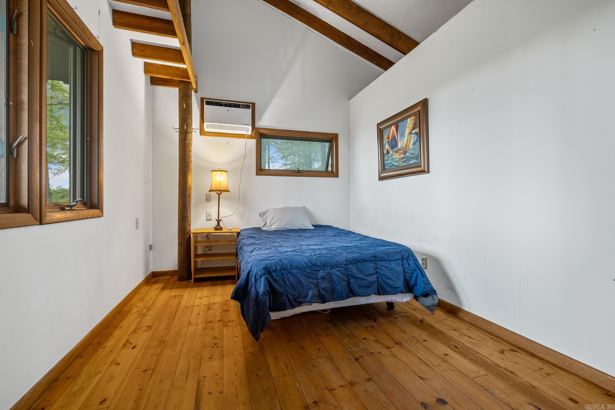 26015368 Property Photo 40