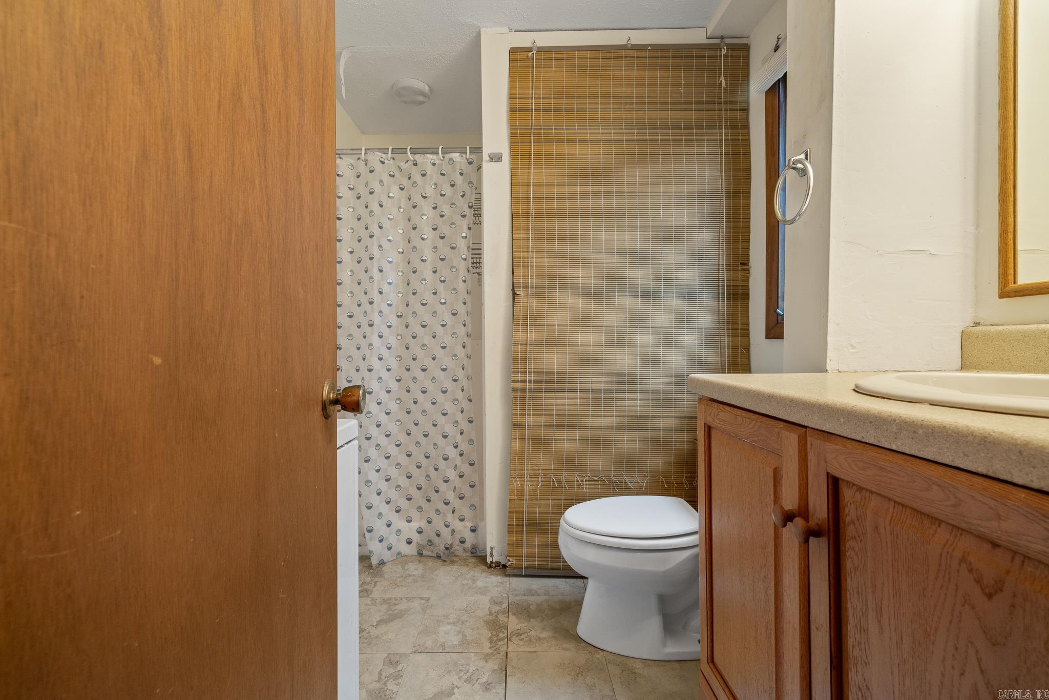 26015368 Property Photo 43