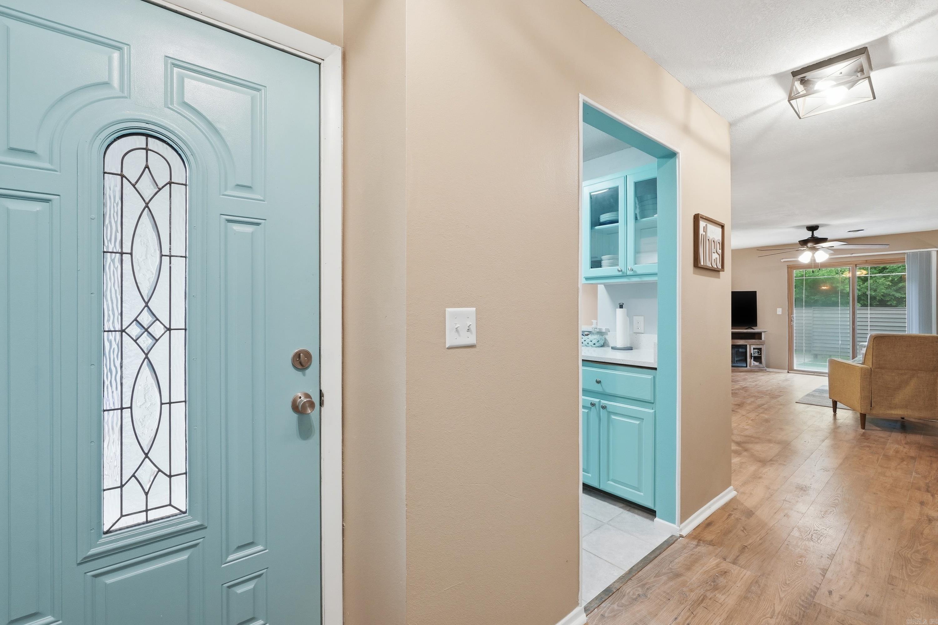 135 Hillview Dr #20 20 Property Photo 3