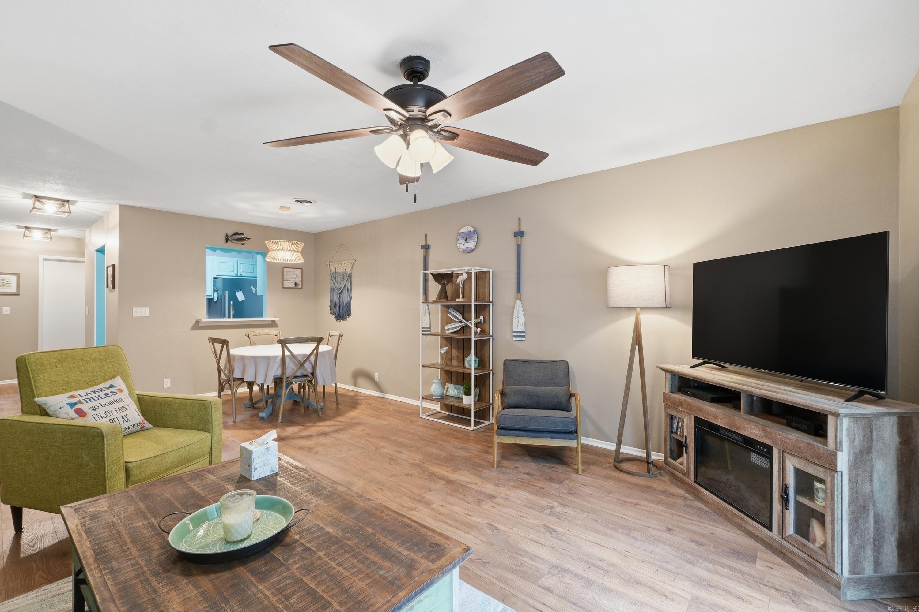 135 Hillview Dr #20 20 Property Photo 7