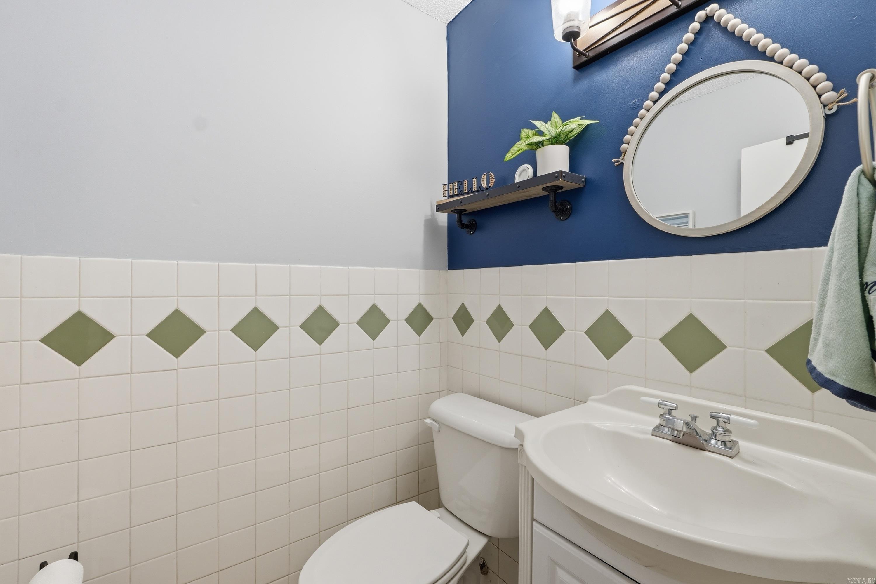 135 Hillview Dr #20 20 Property Photo 9