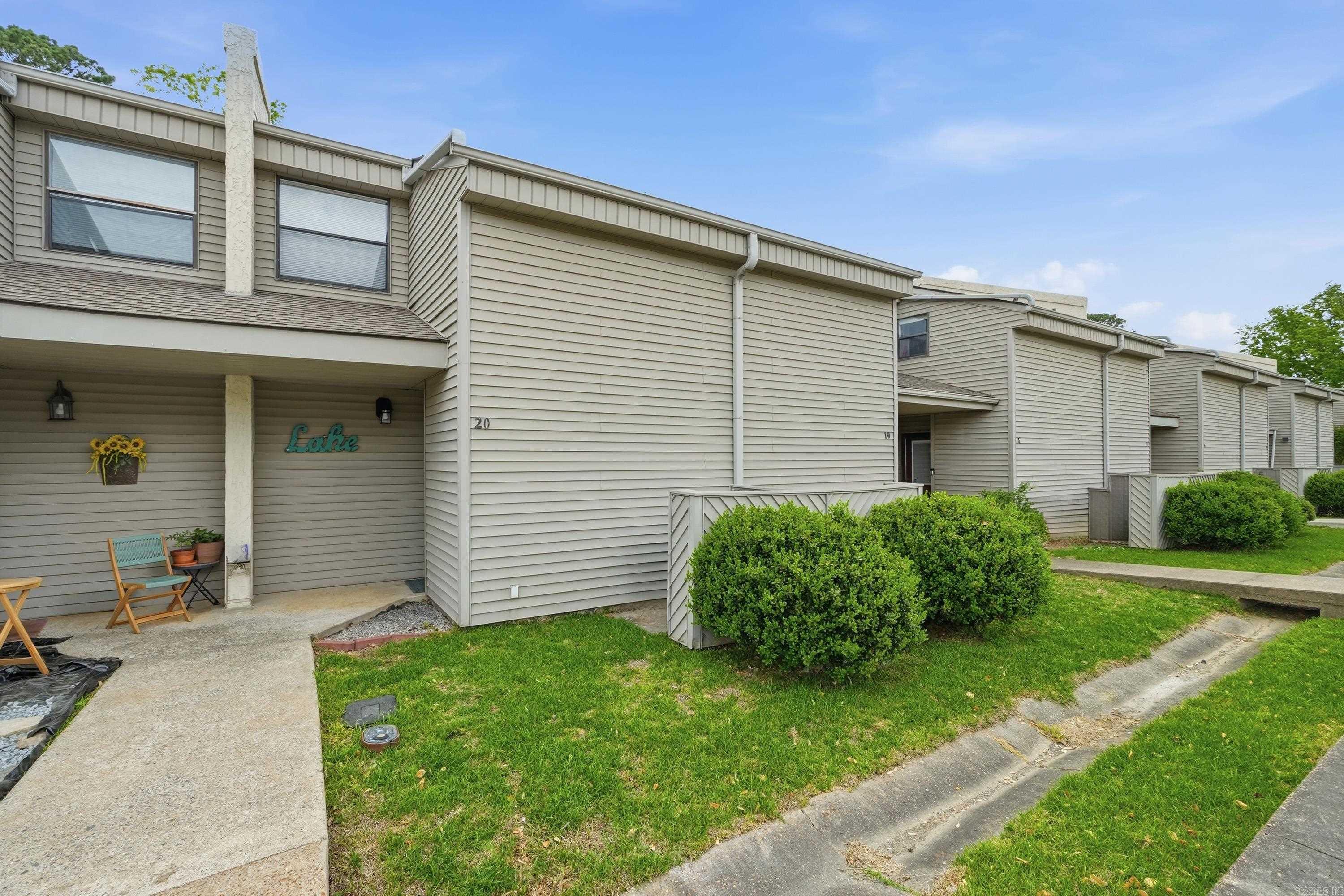 135 Hillview Dr #20 20 Property Photo 18