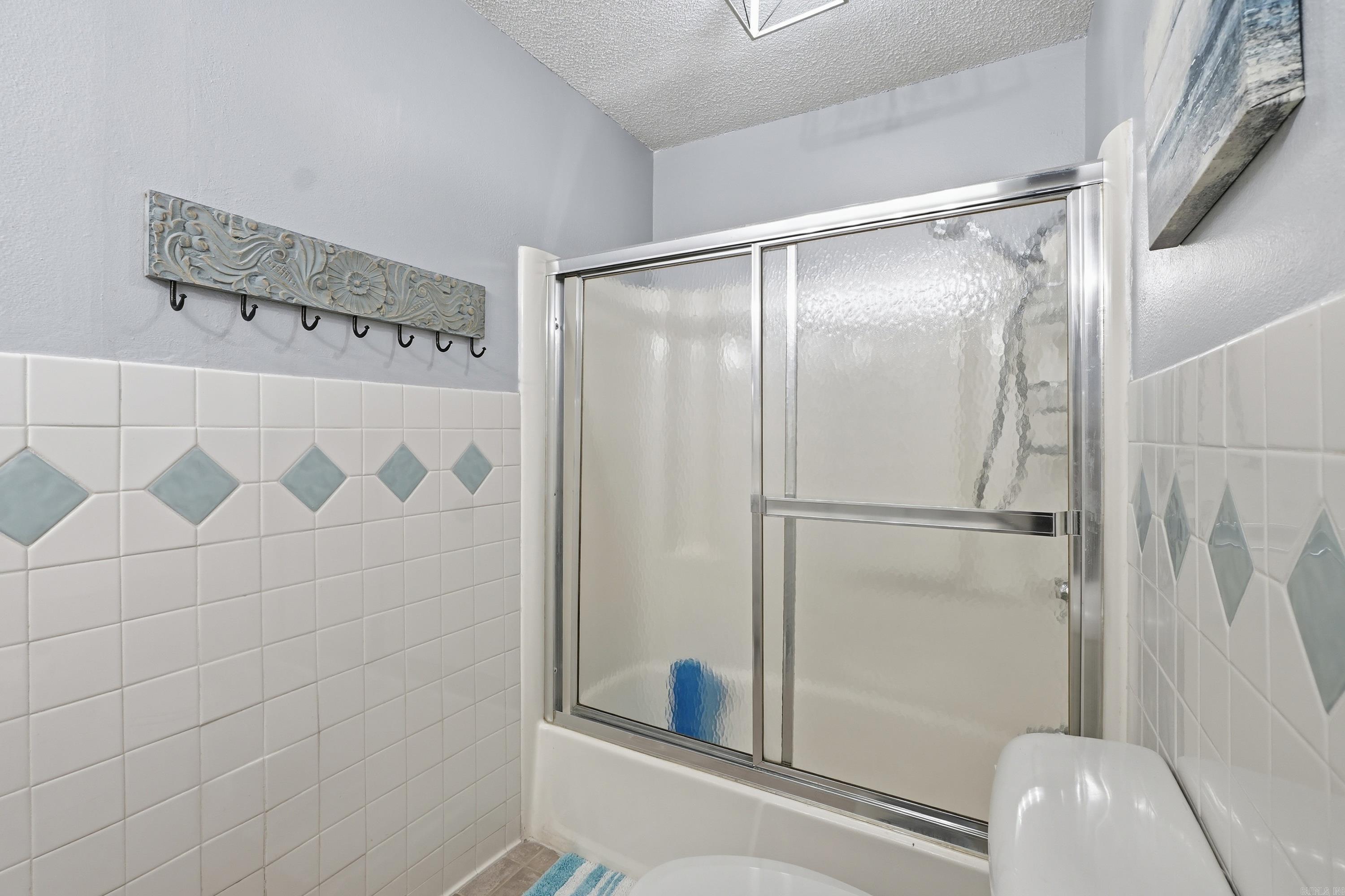 135 Hillview Dr #20 20 Property Photo 23