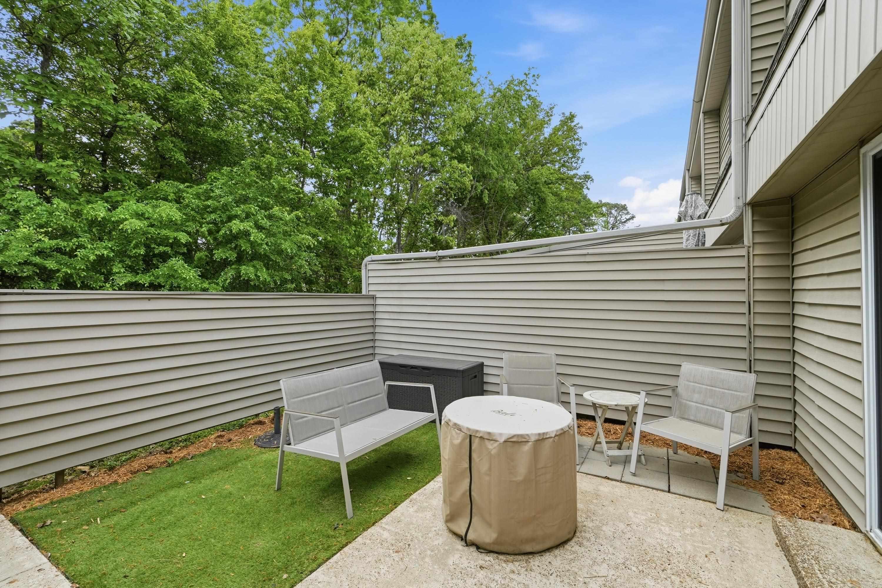 135 Hillview Dr #20 20 Property Photo 29