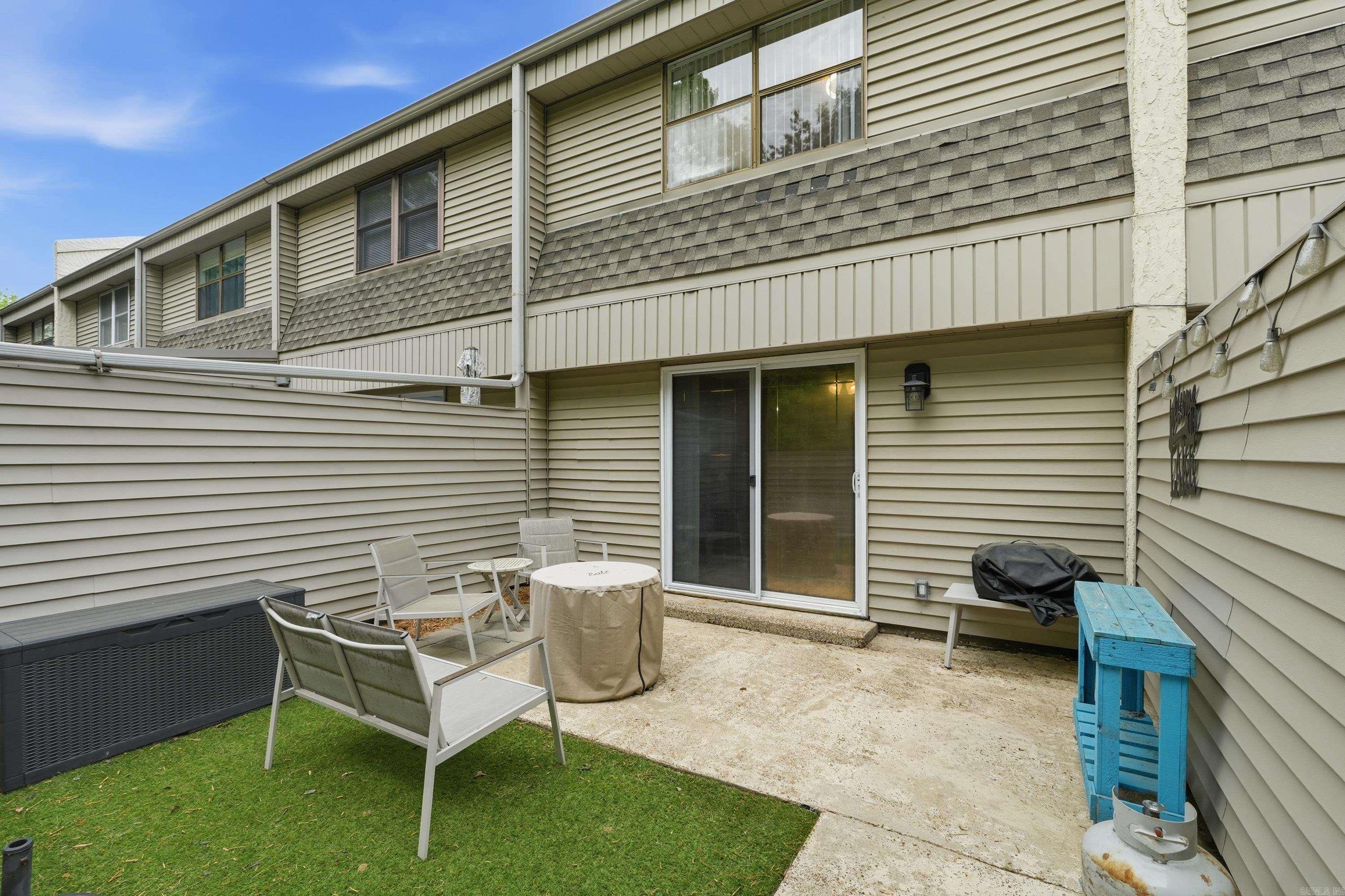 135 Hillview Dr #20 20 Property Photo 30