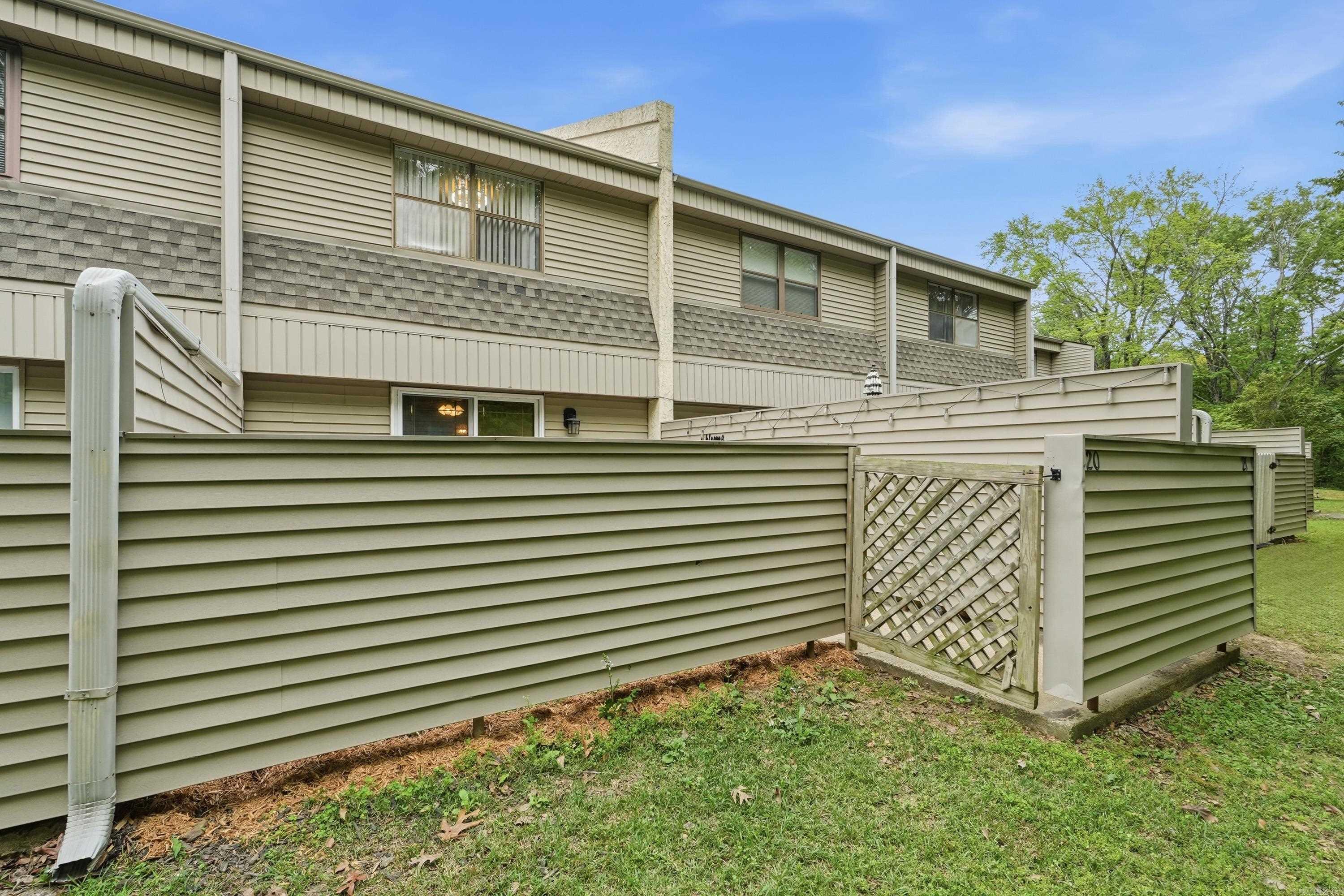 135 Hillview Dr #20 20 Property Photo 32
