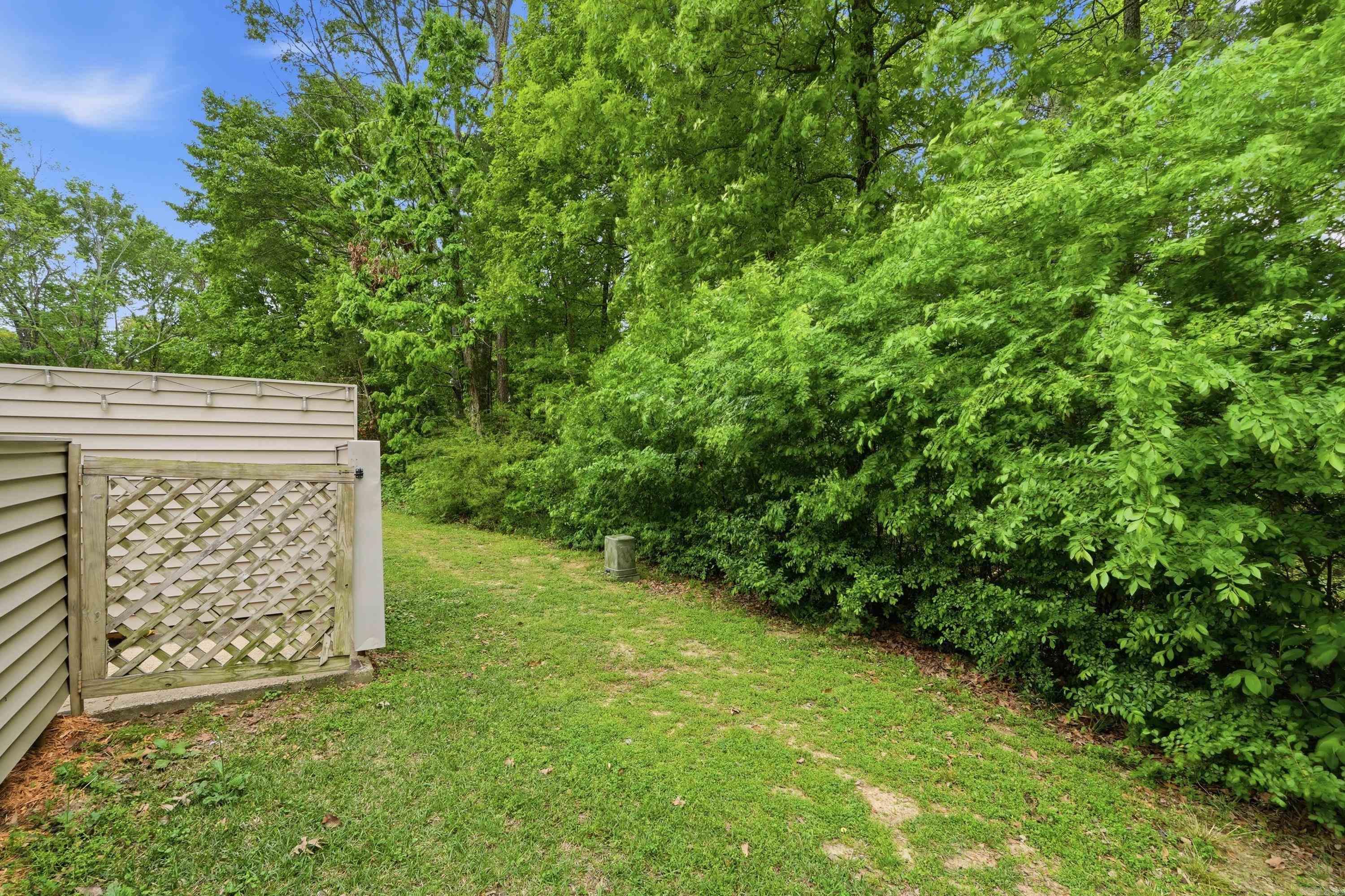 135 Hillview Dr #20 20 Property Photo 33