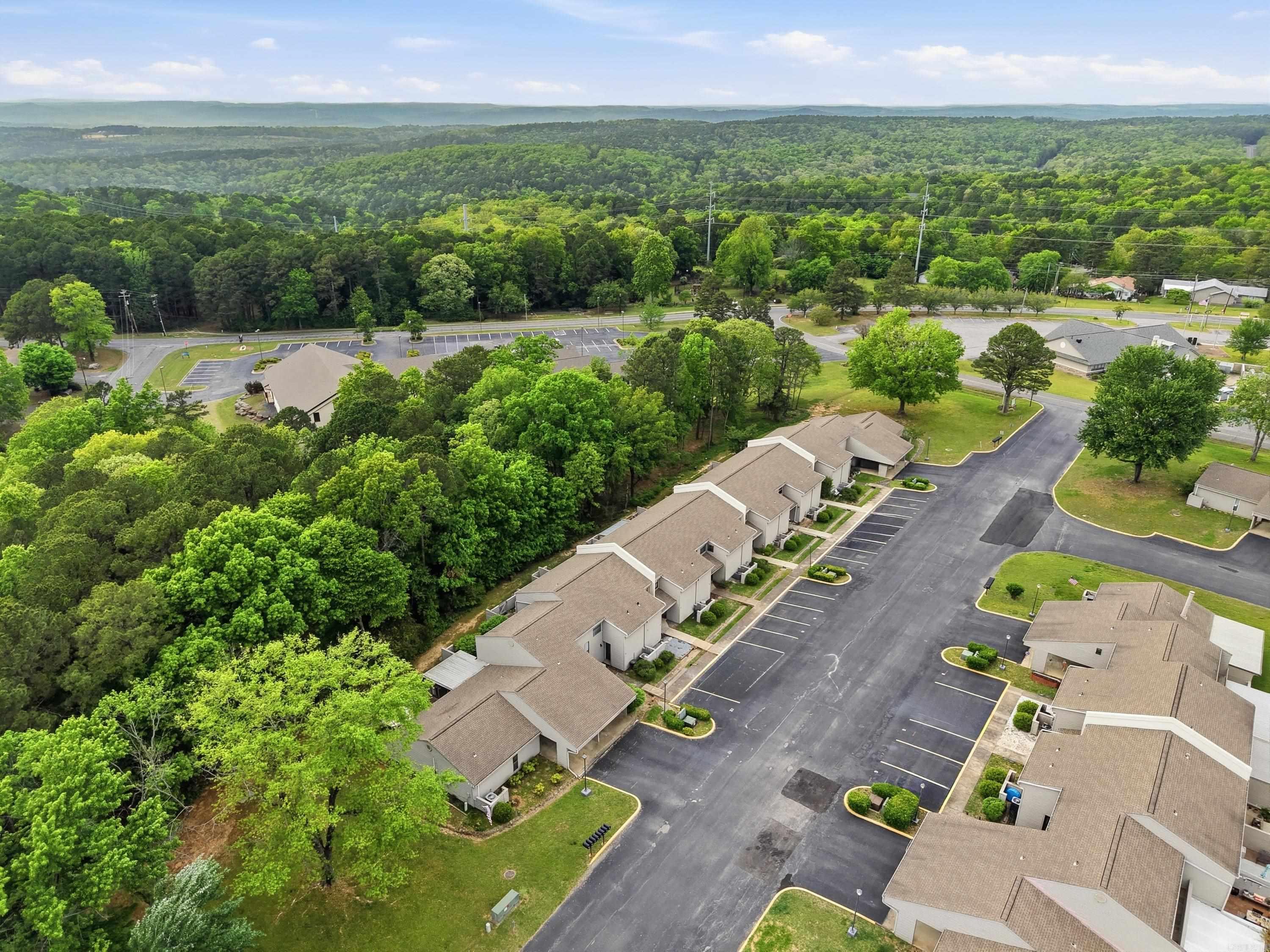 135 Hillview Dr #20 20 Property Photo 41