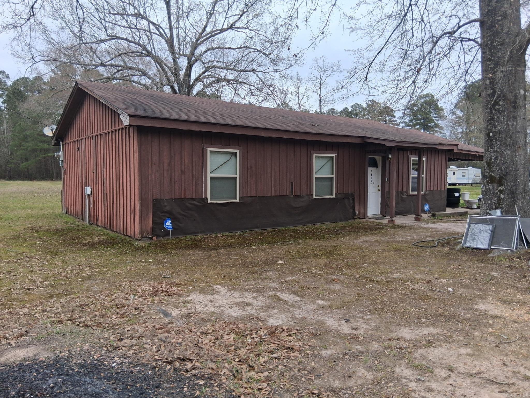 3416 W Highway 274 Property Photo 1