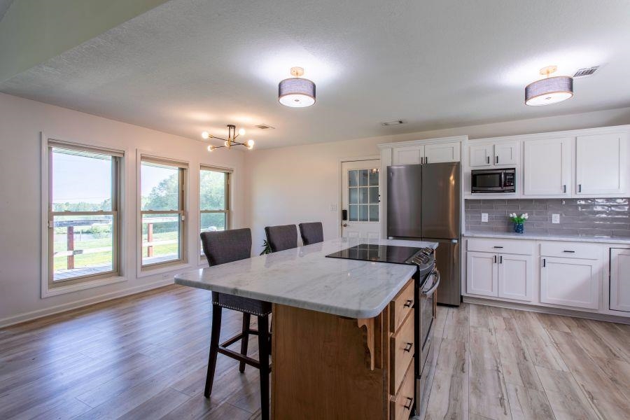 2720 Greensboro Road Property Photo 8