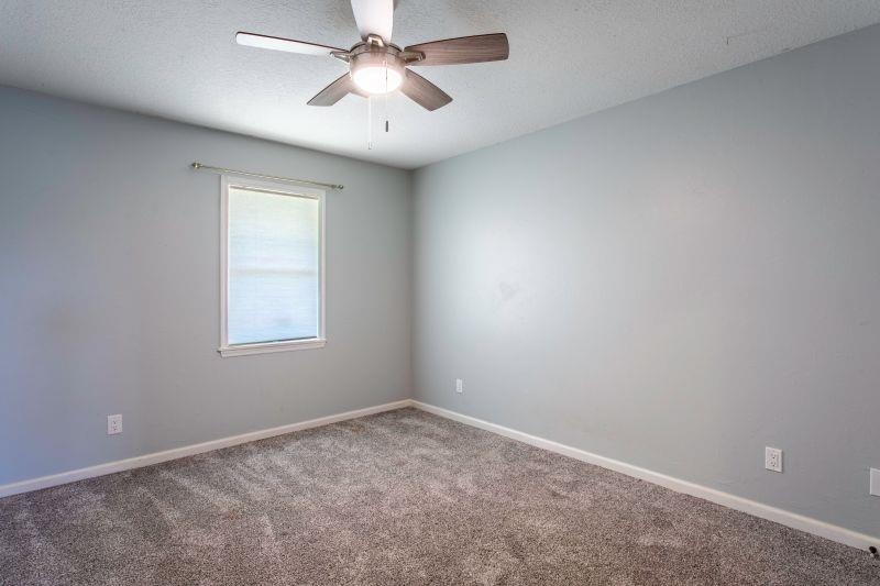 2720 Greensboro Road Property Photo 14