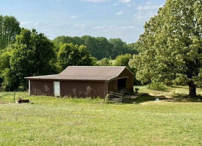 2720 Greensboro Road Property Photo 33