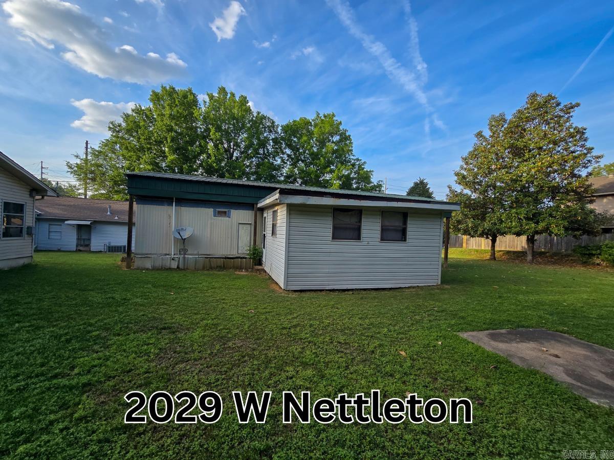 1402 Loberg Lane Property Photo 17