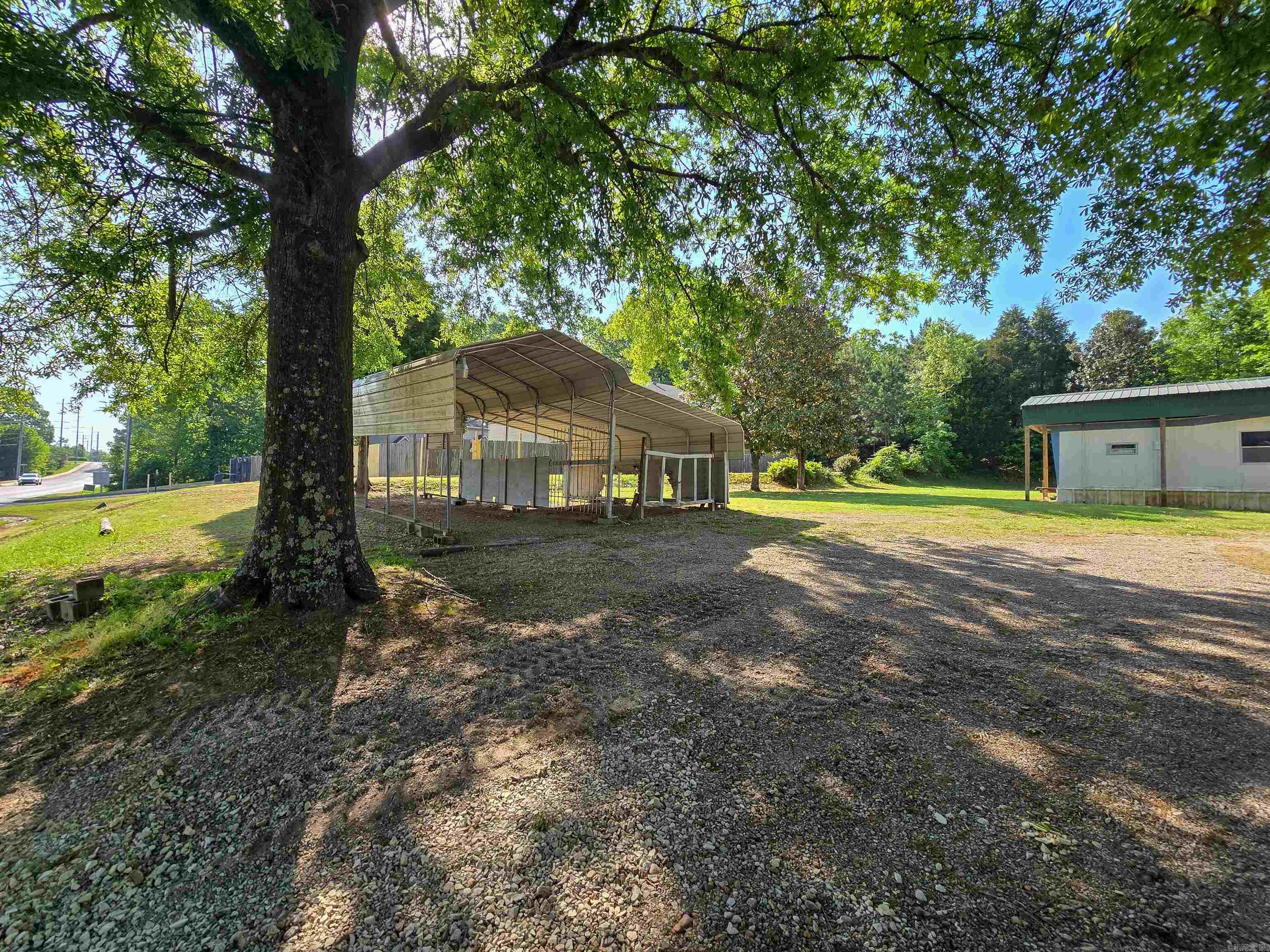 1402 Loberg Lane Property Photo 18