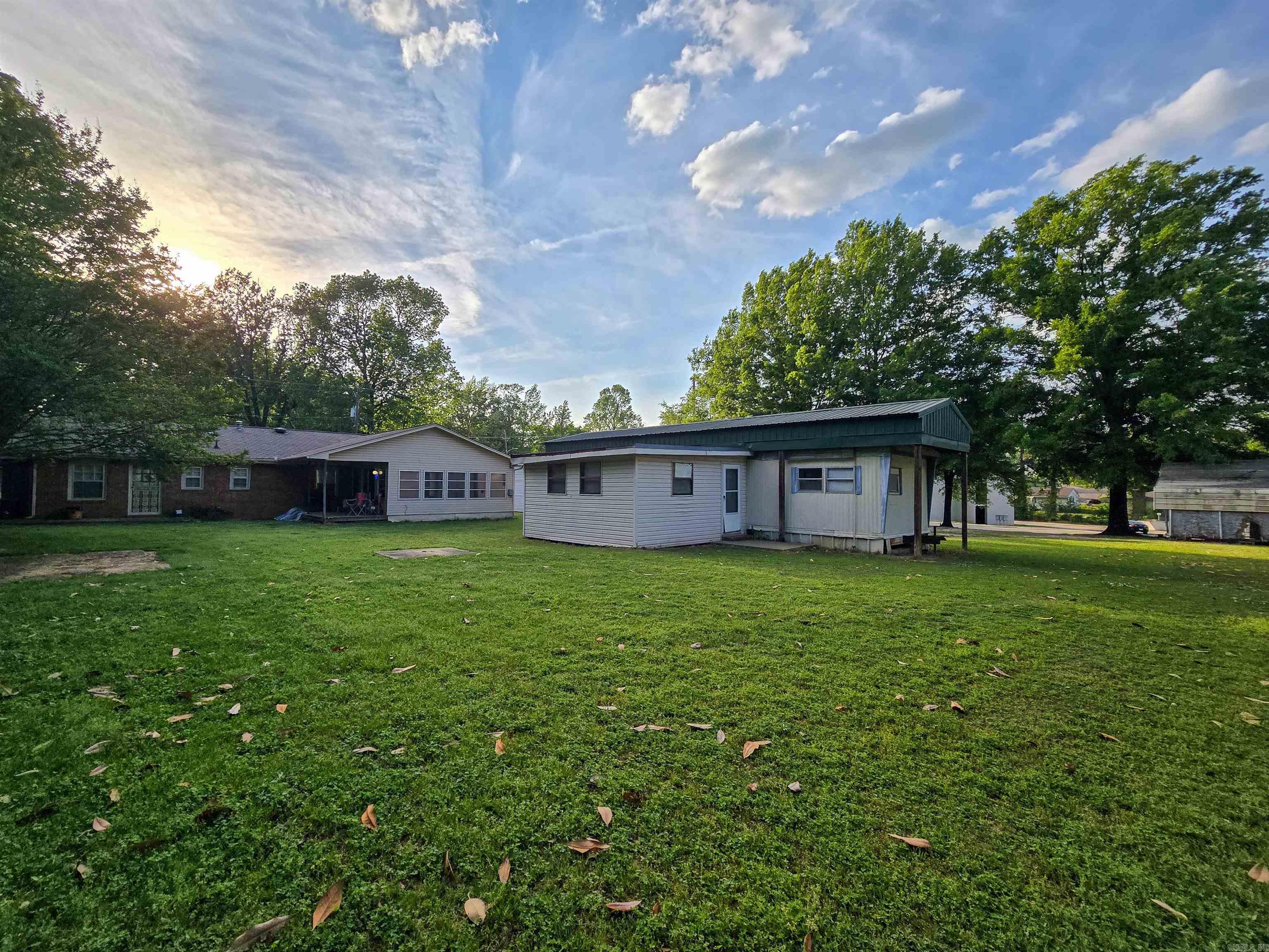 1402 Loberg Lane Property Photo 21