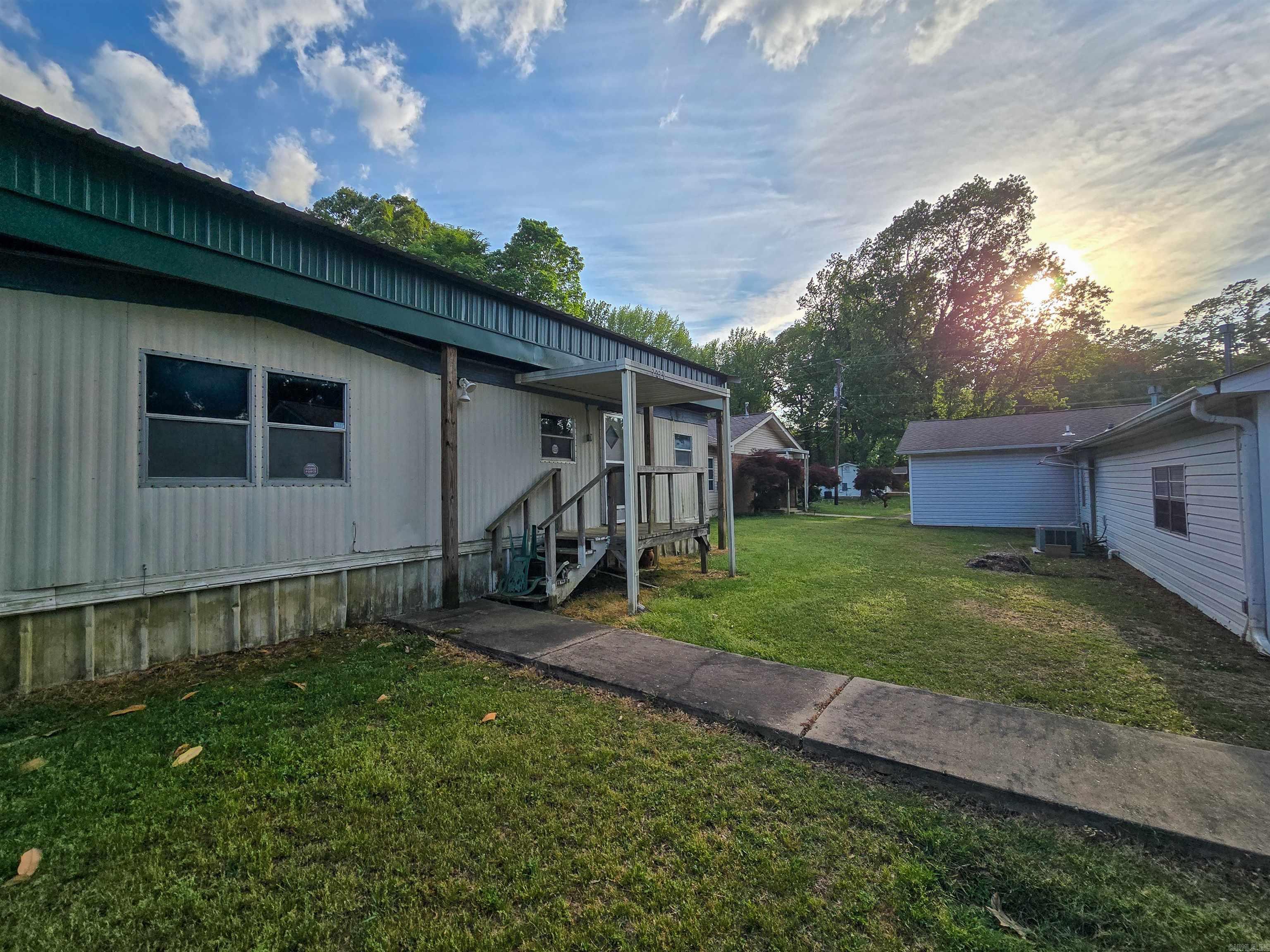 1402 Loberg Lane Property Photo 25