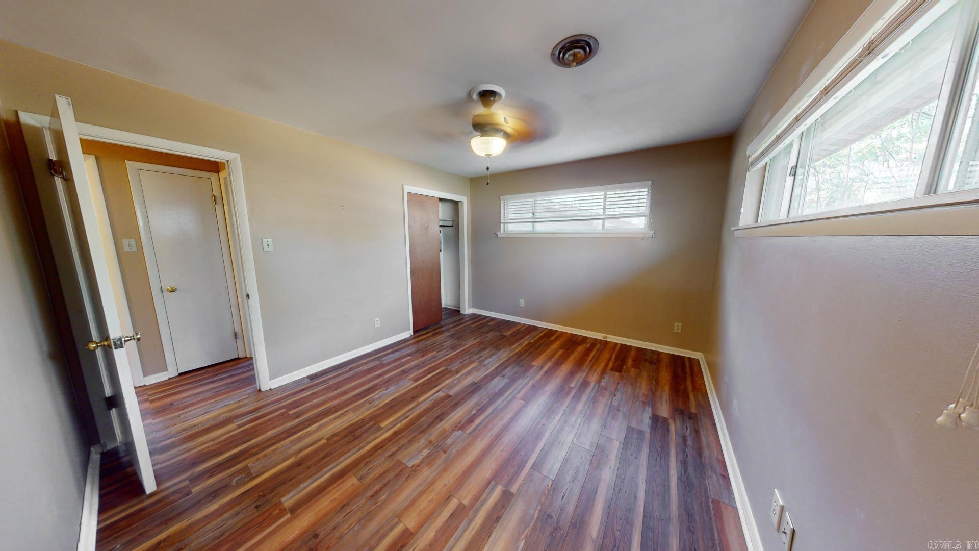 10012 Ronald Drive Property Photo 6