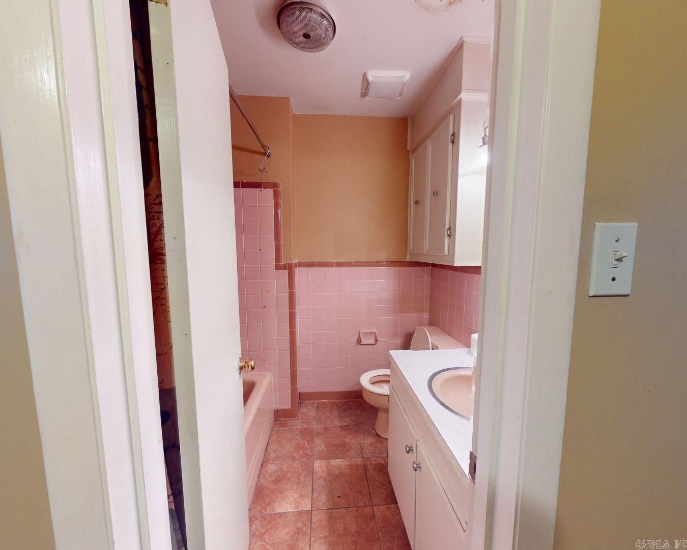 10012 Ronald Drive Property Photo 10