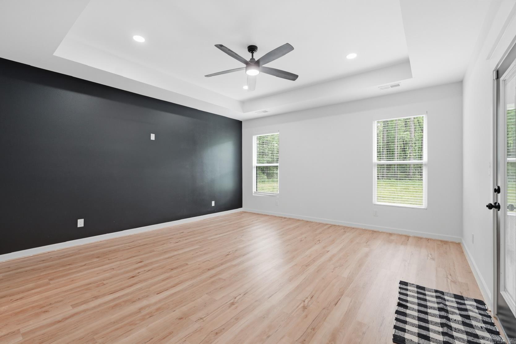 27625 Oak Road Property Photo 10