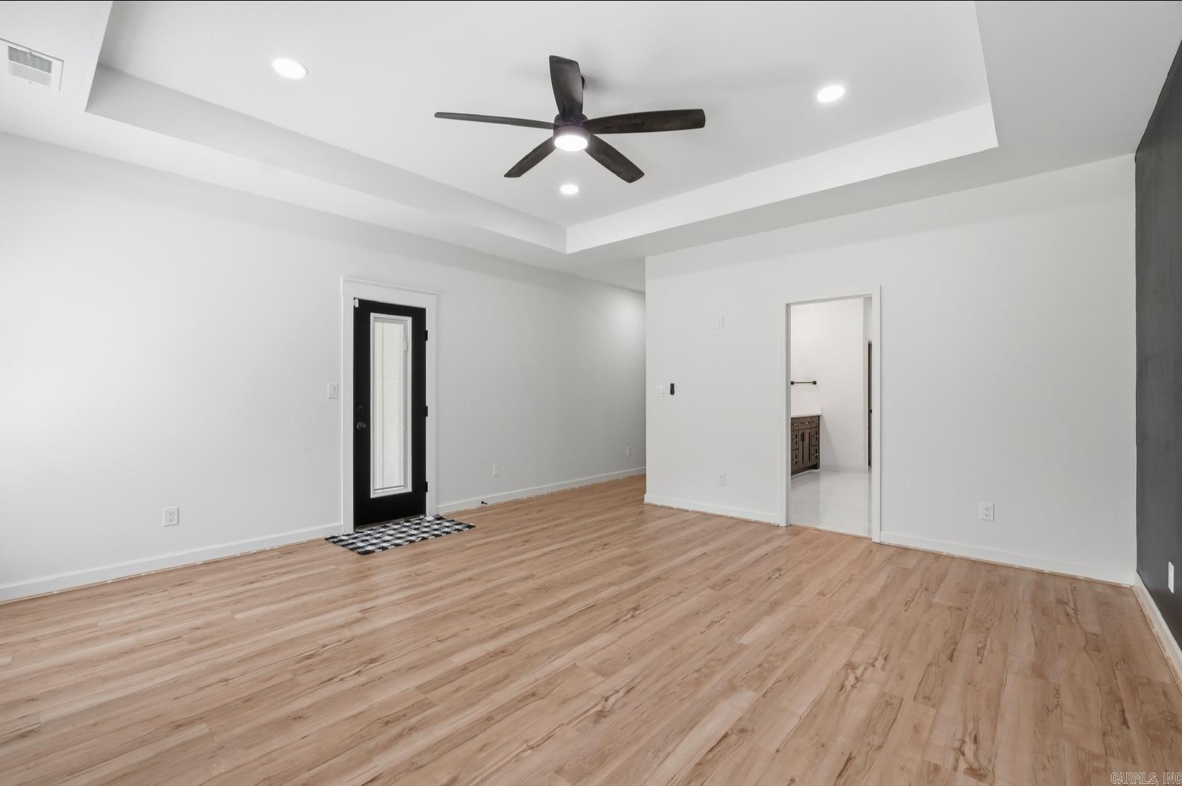 27625 Oak Road Property Photo 11