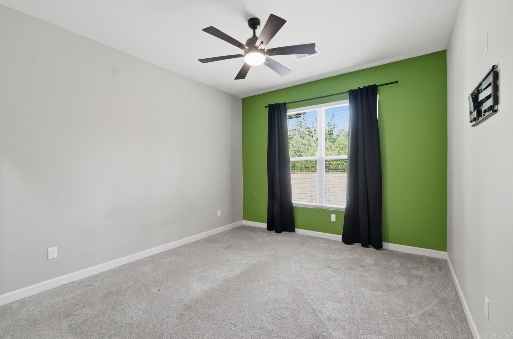 27625 Oak Road Property Photo 16