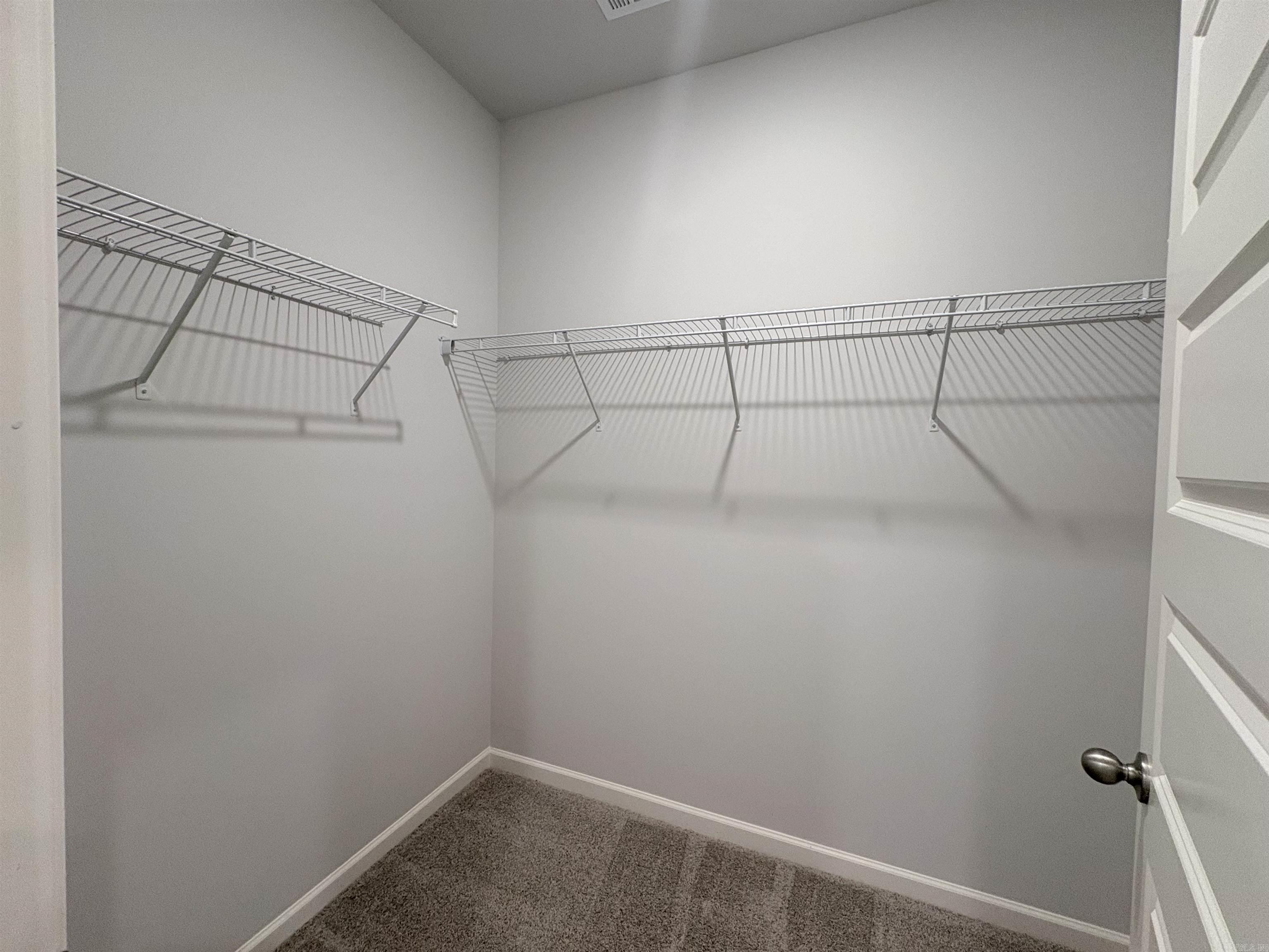 4921 Edgemont Drive Property Photo 9