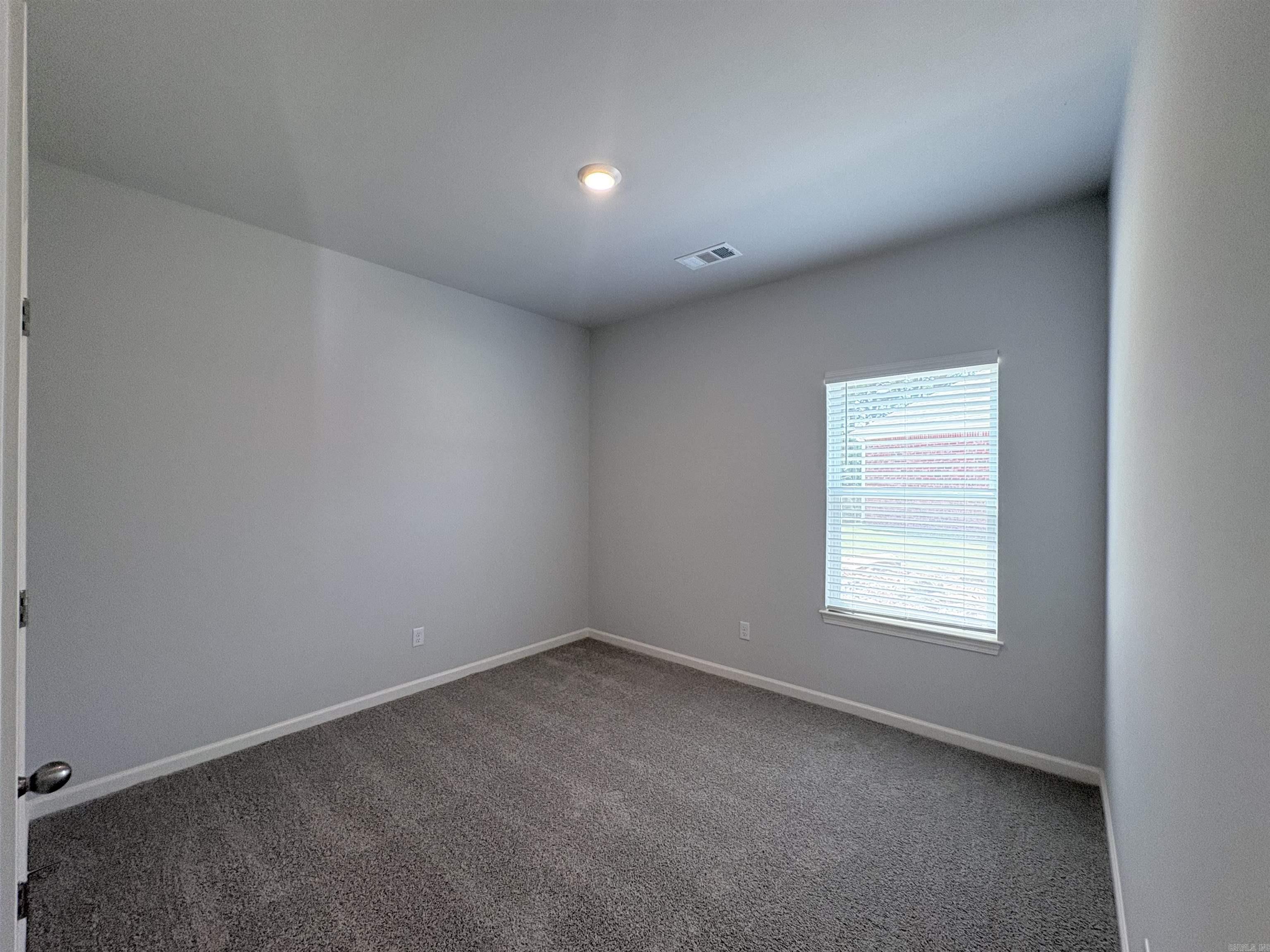 4921 Edgemont Drive Property Photo 11