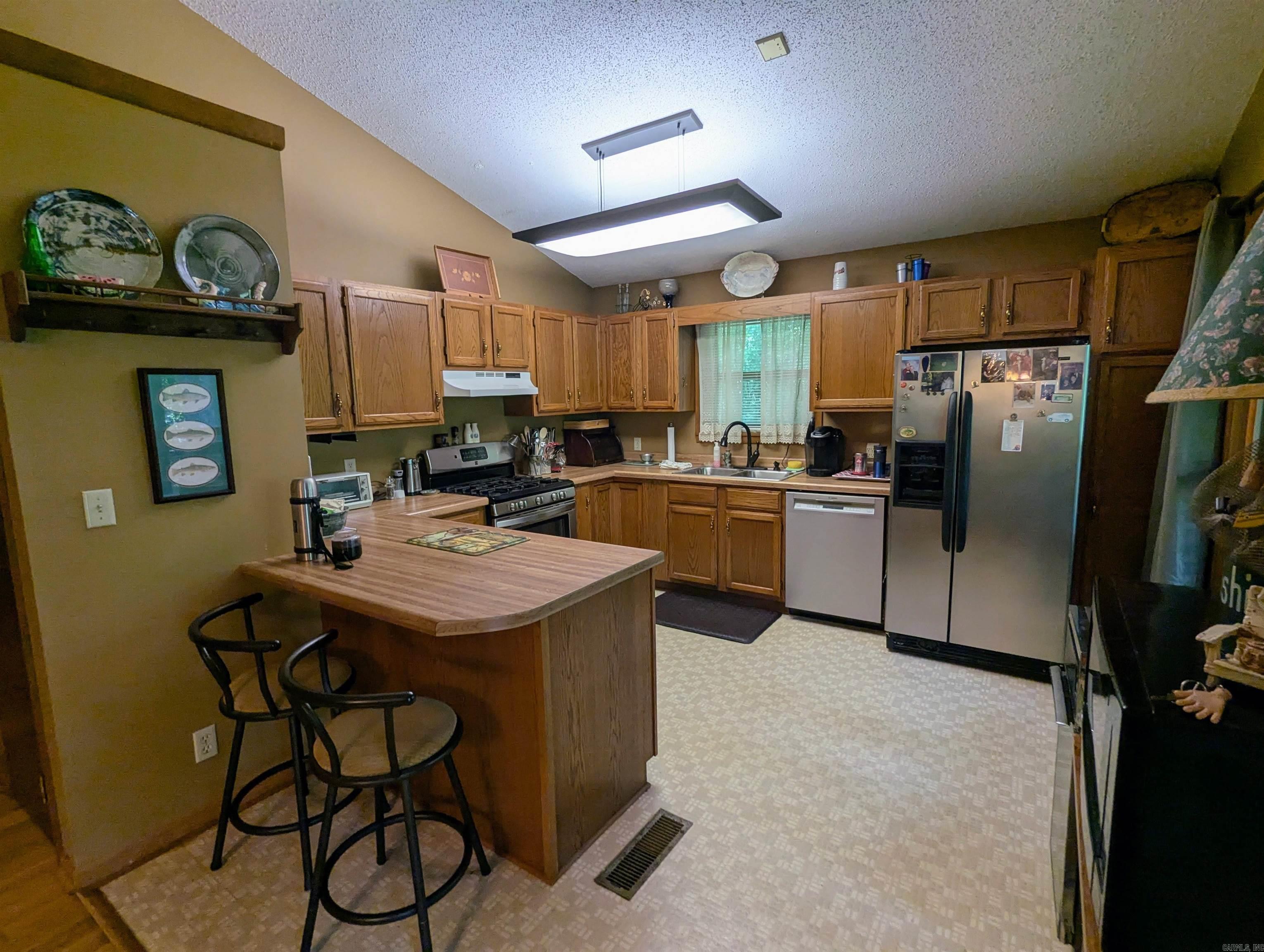 279 River Drive Property Photo 17