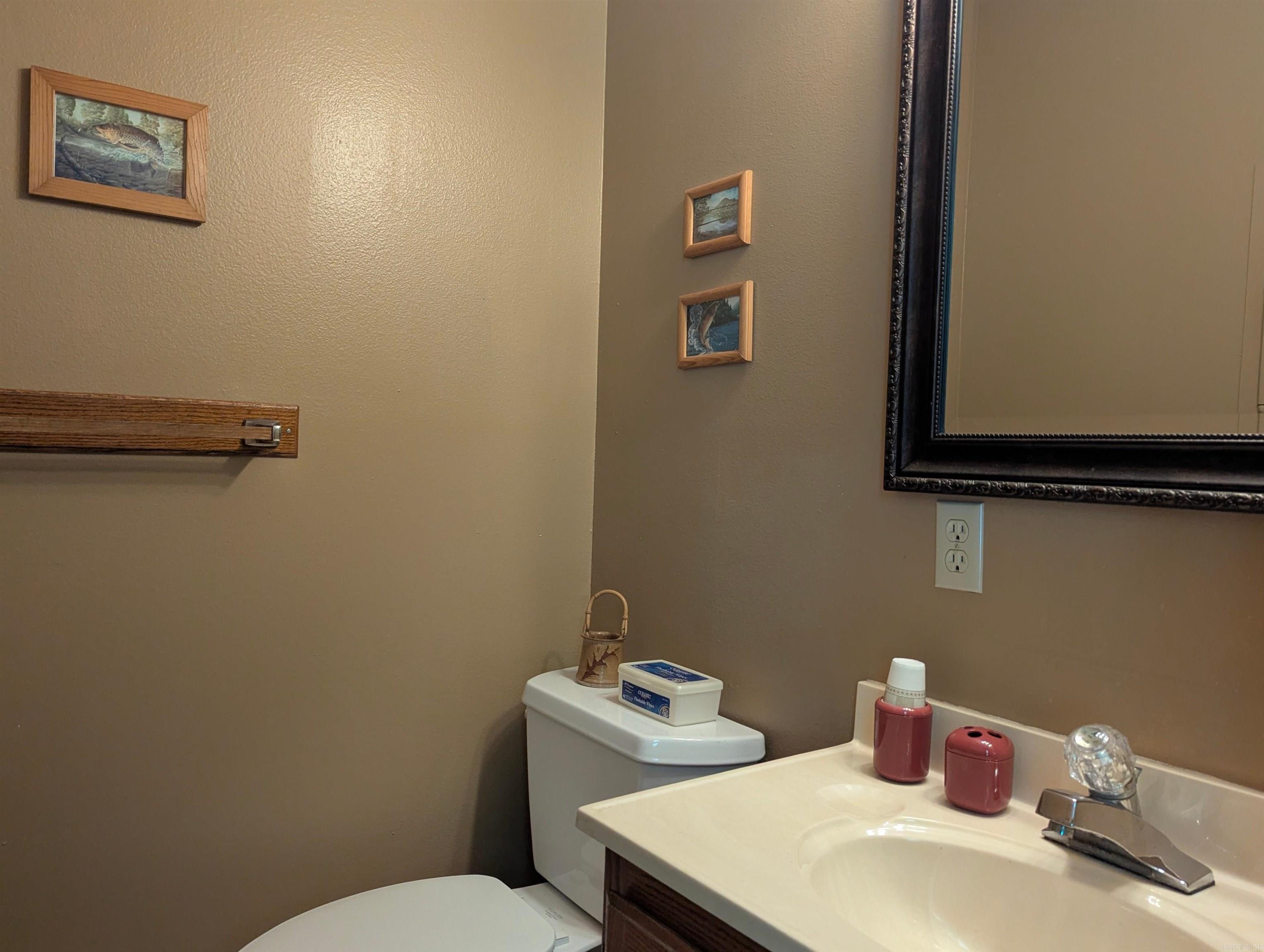 279 River Drive Property Photo 25