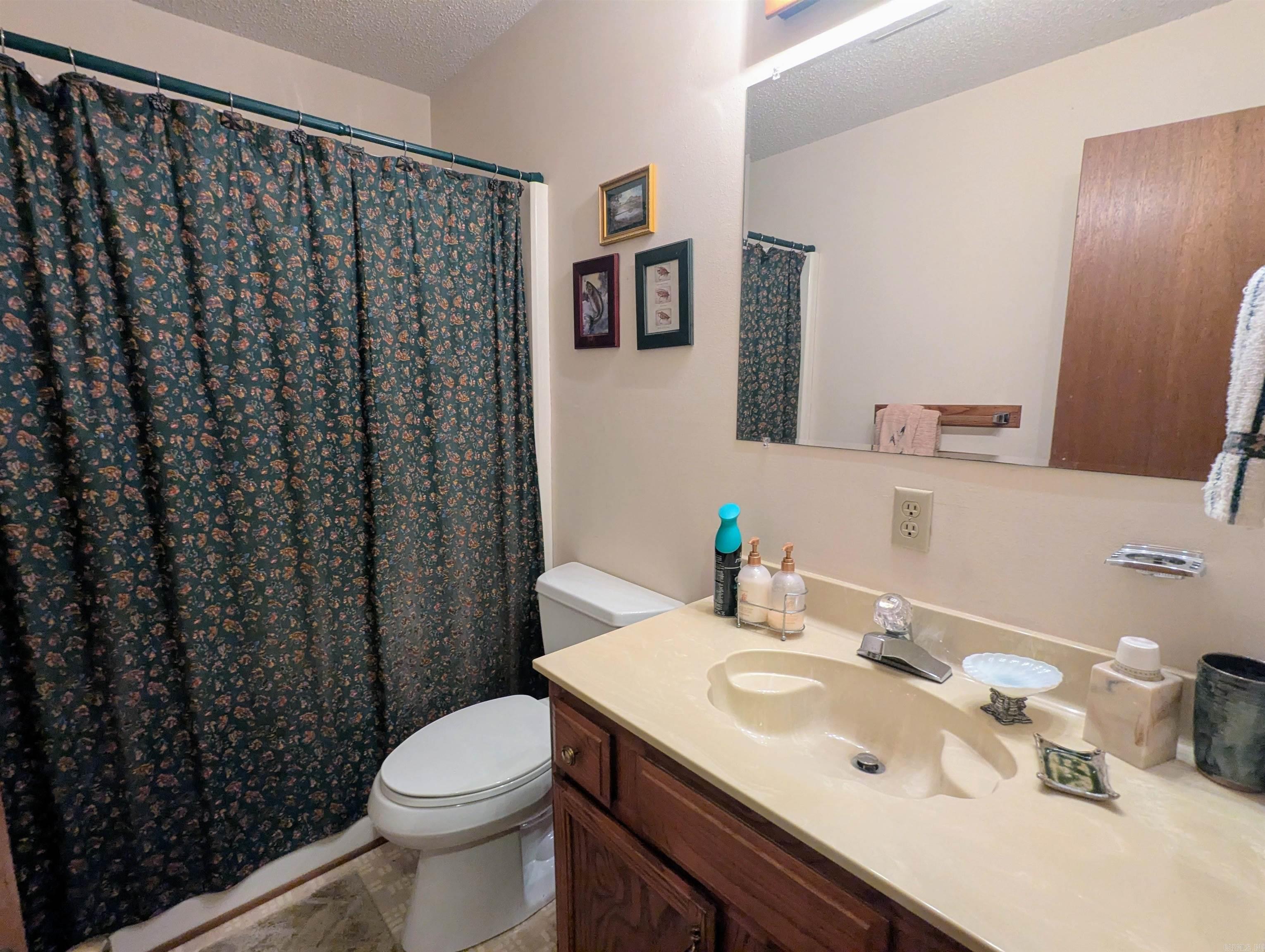 279 River Drive Property Photo 26