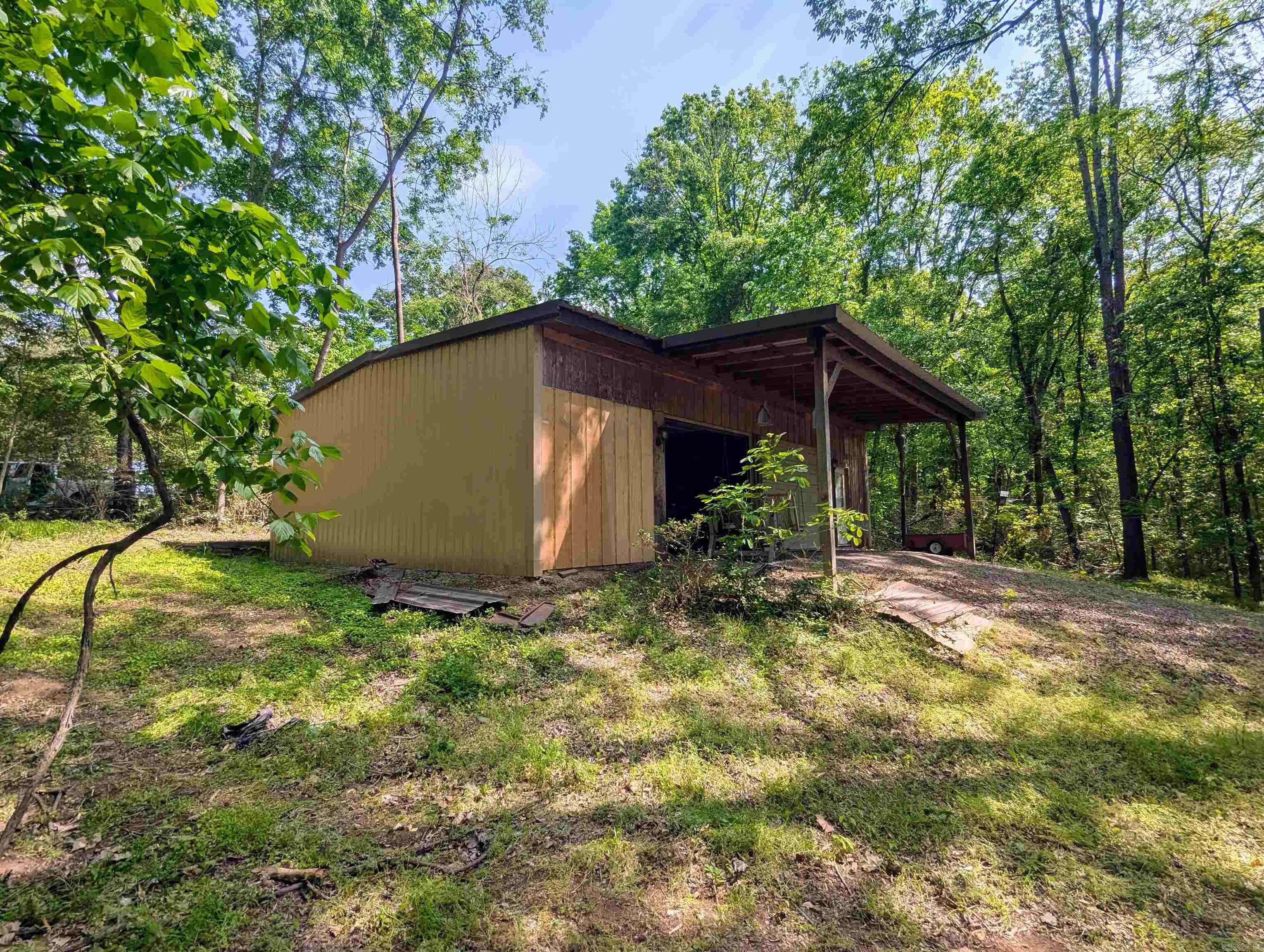 279 River Drive Property Photo 33