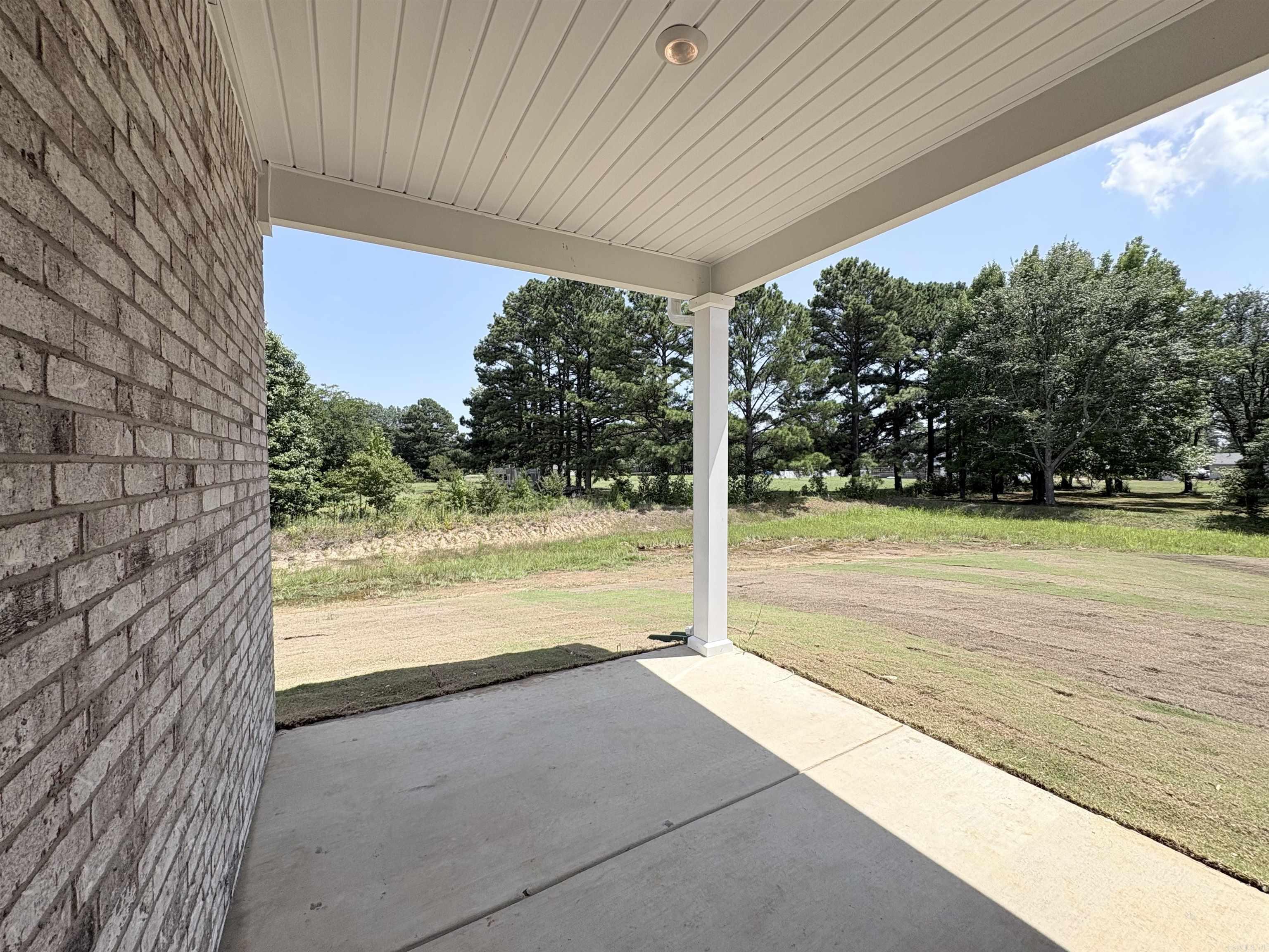 4925 Edgemont Drive Property Photo 2