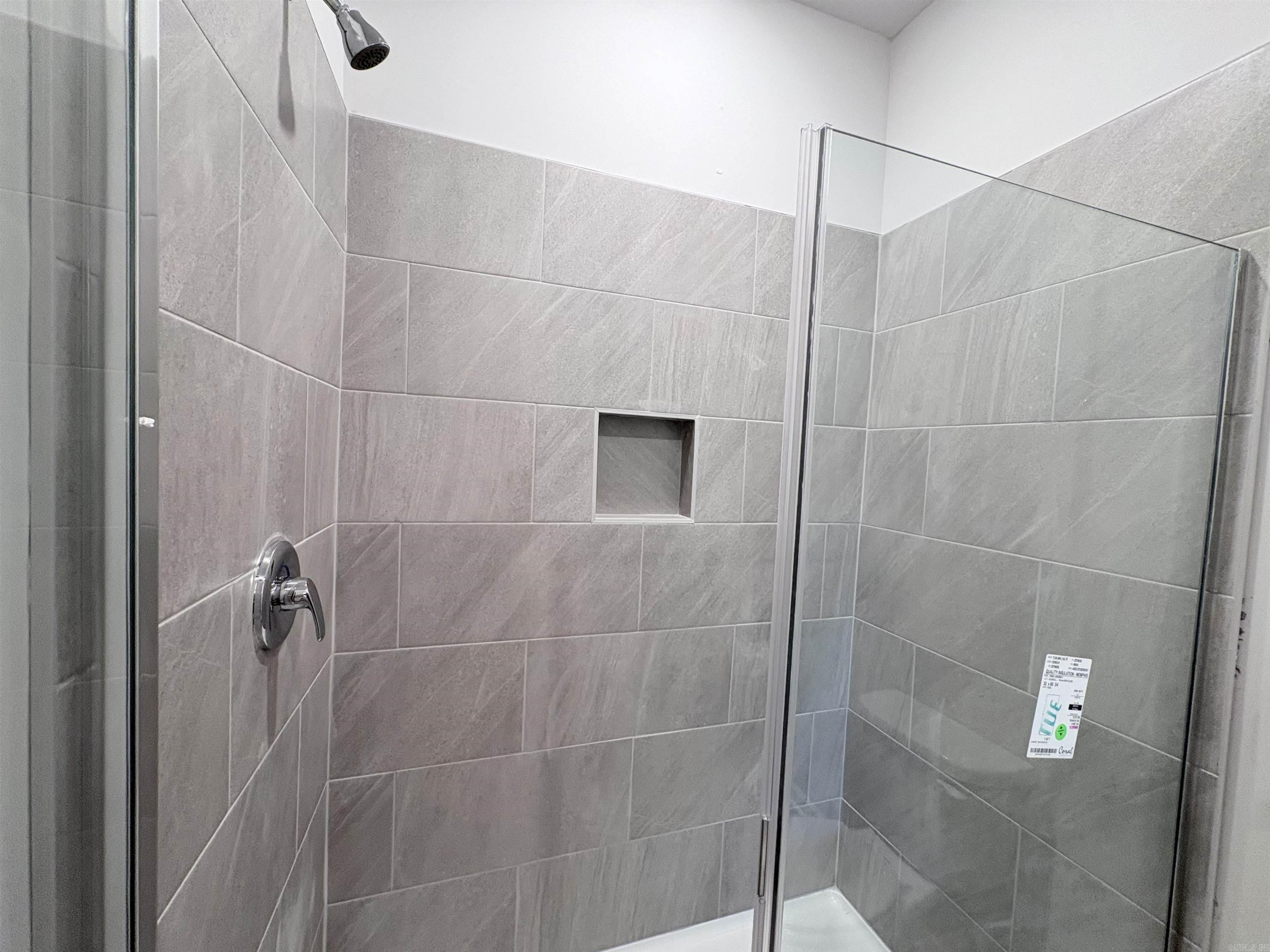 4925 Edgemont Drive Property Photo 10