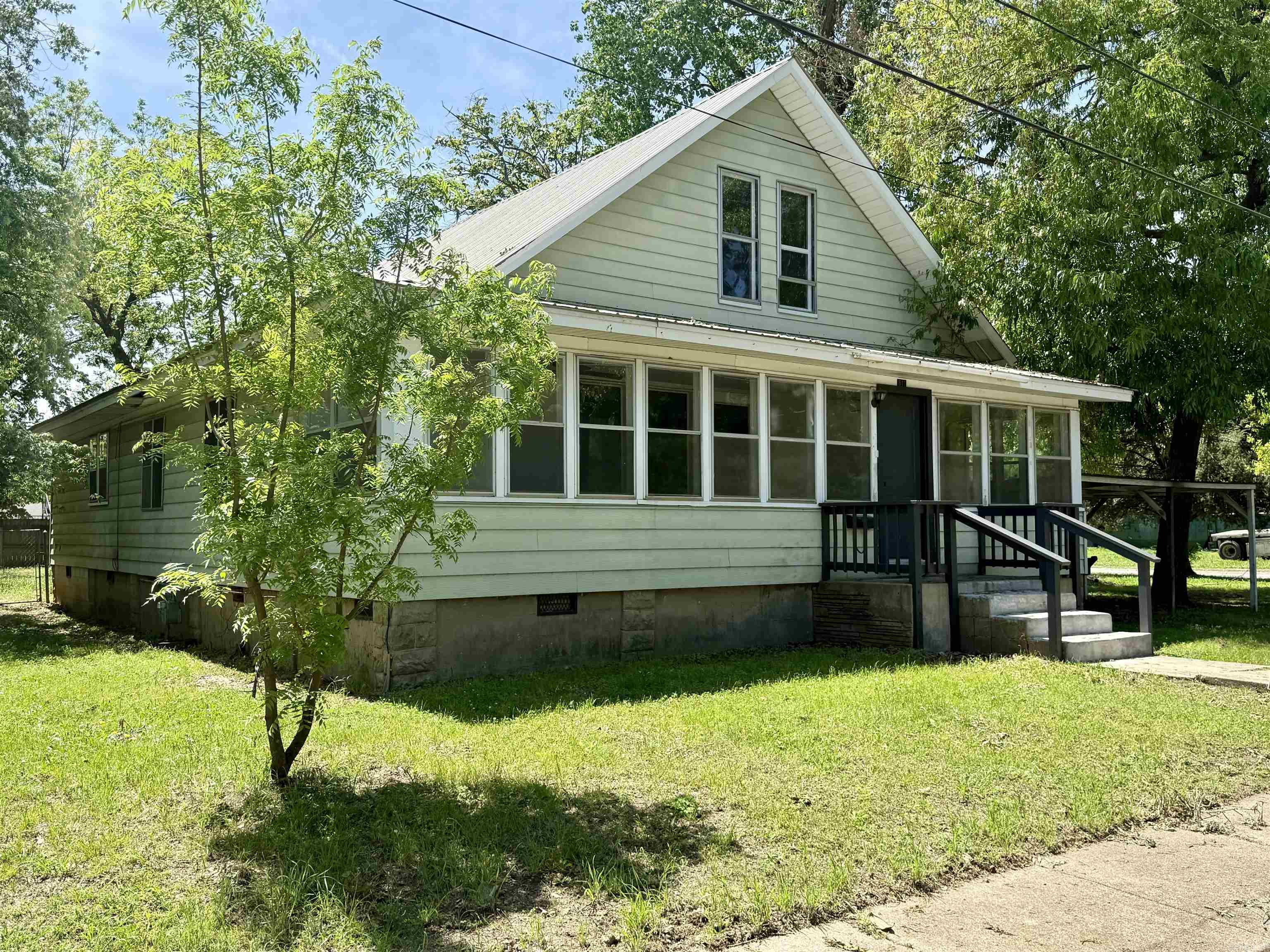 611 Filmore Street Property Photo 1