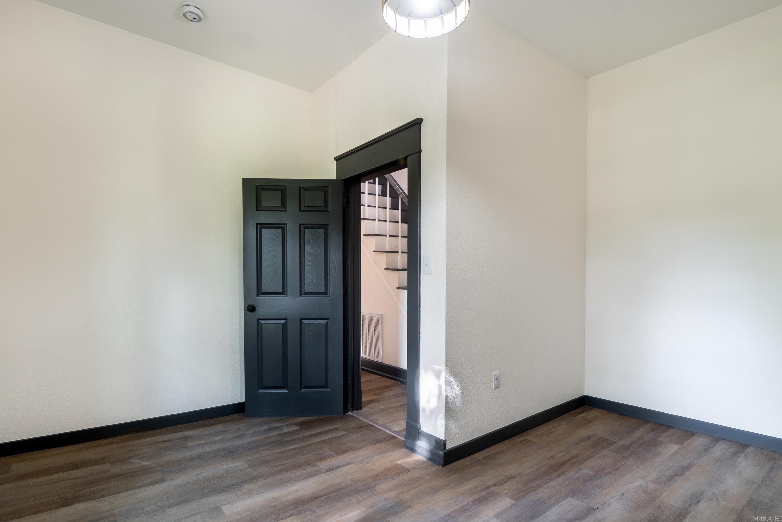 611 Filmore Street Property Photo 7