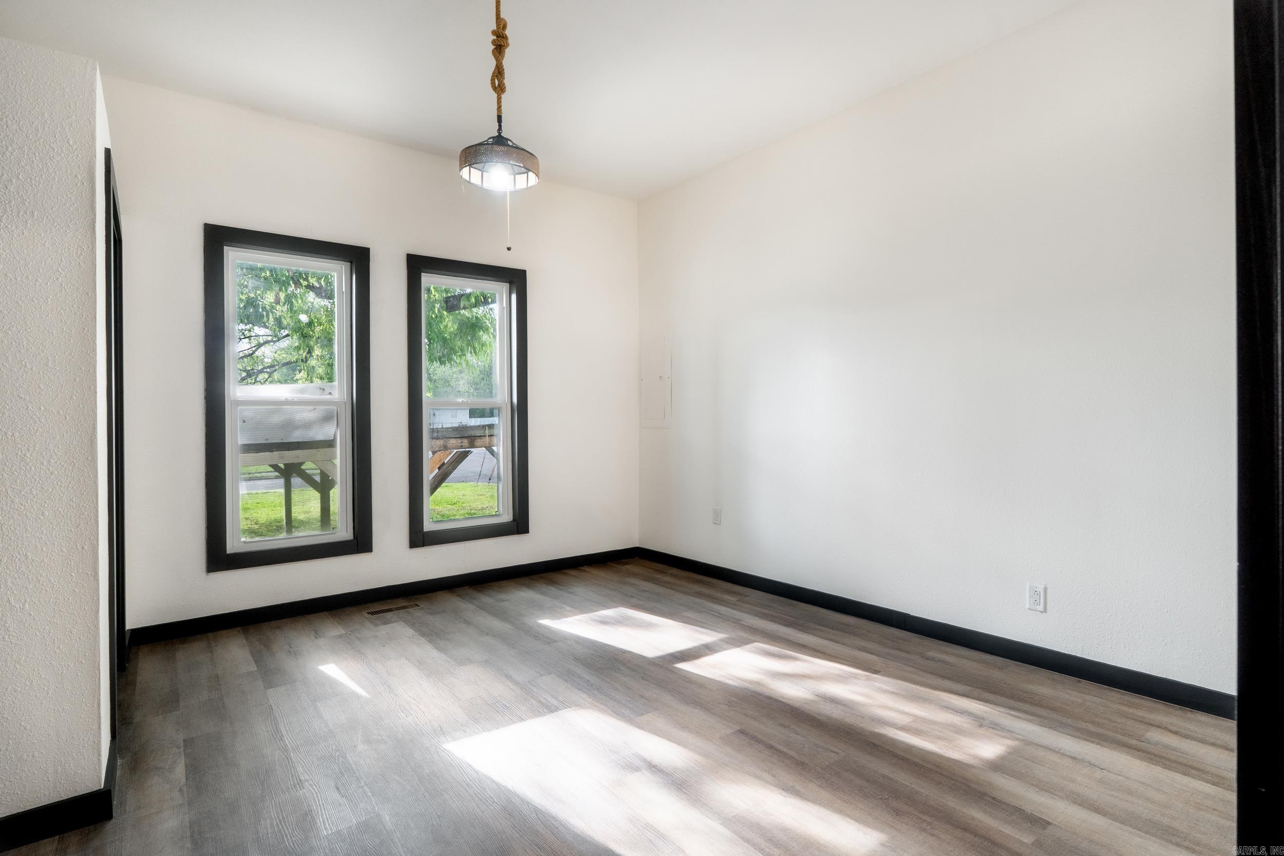 611 Filmore Street Property Photo 11