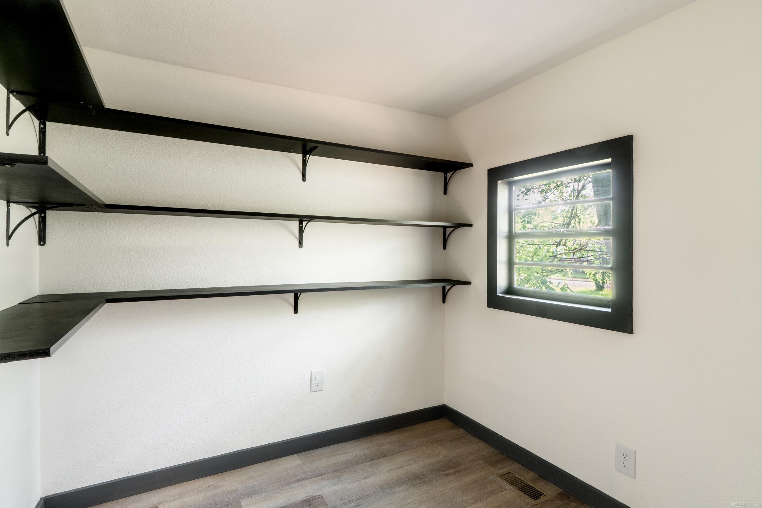 611 Filmore Street Property Photo 12