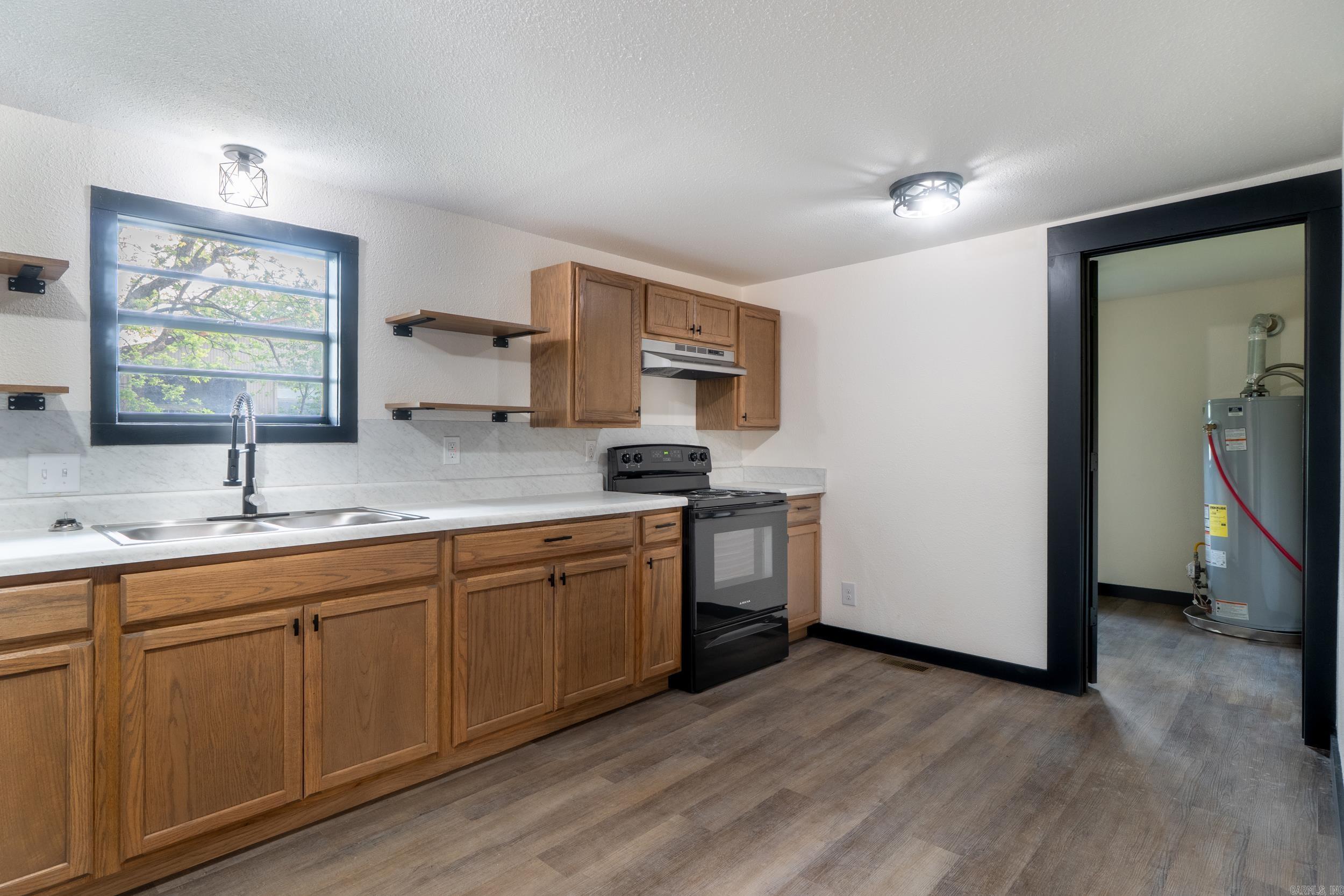 611 Filmore Street Property Photo 14