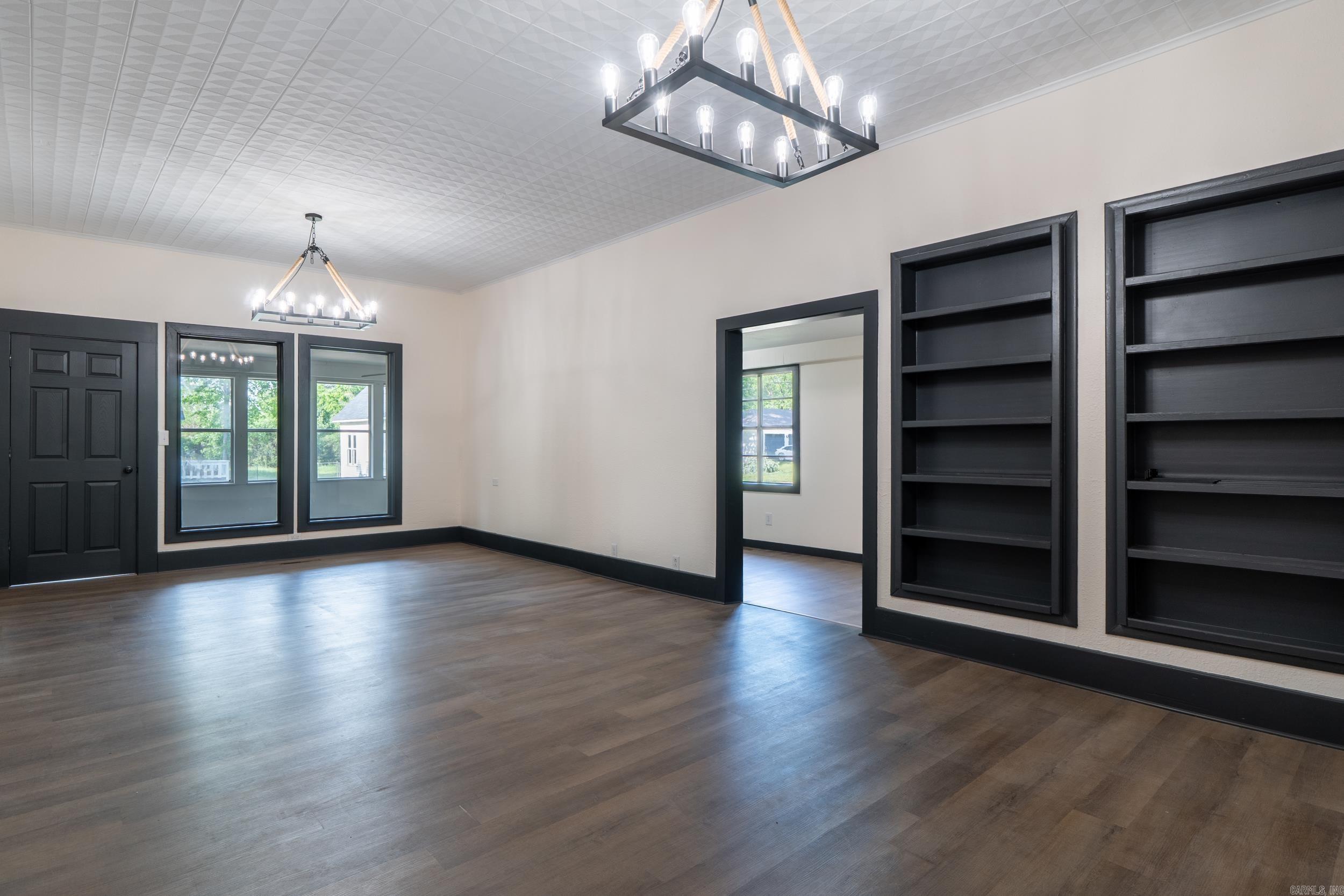 611 Filmore Street Property Photo 18